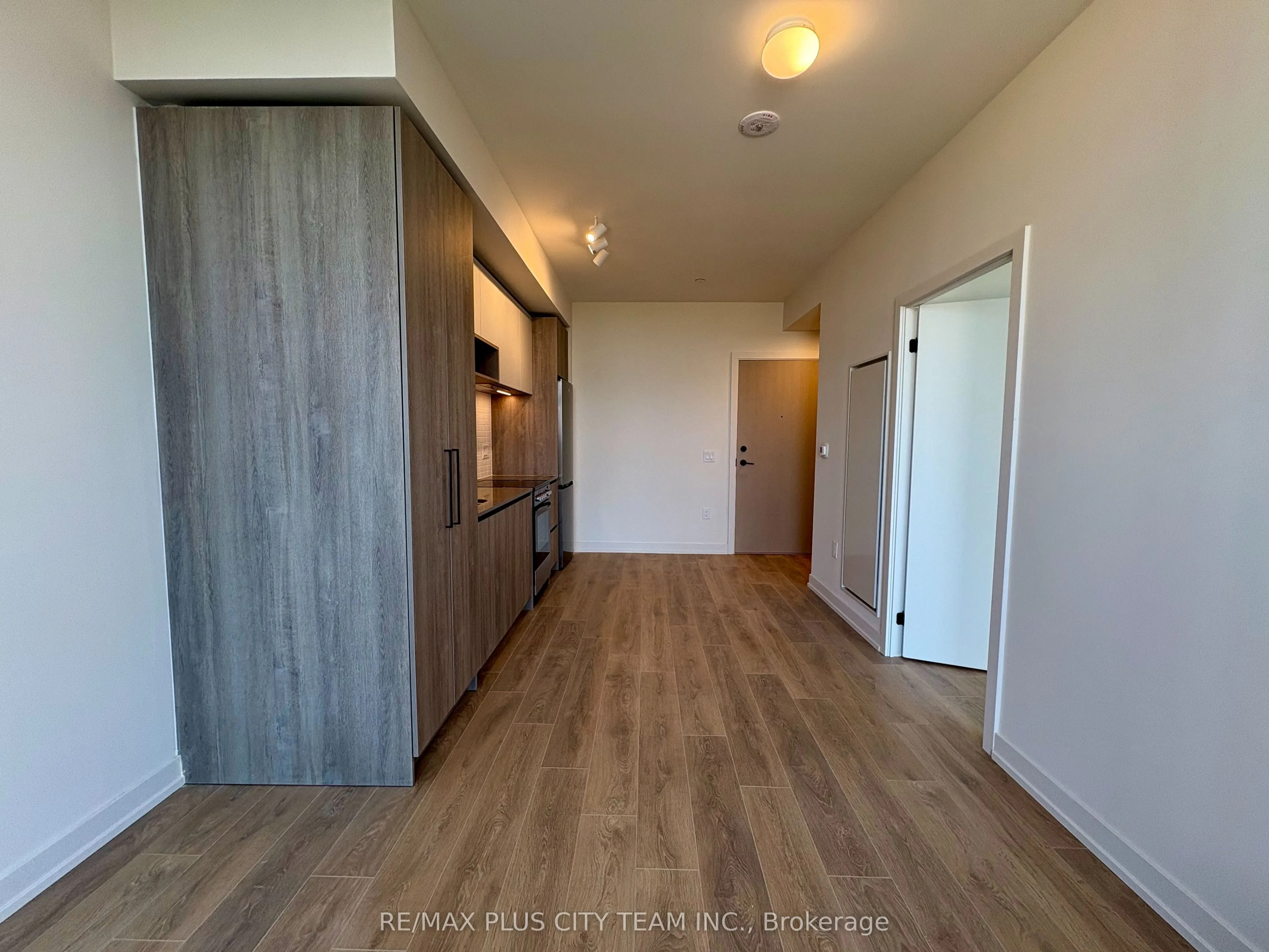 181 Sterling Road, #1510