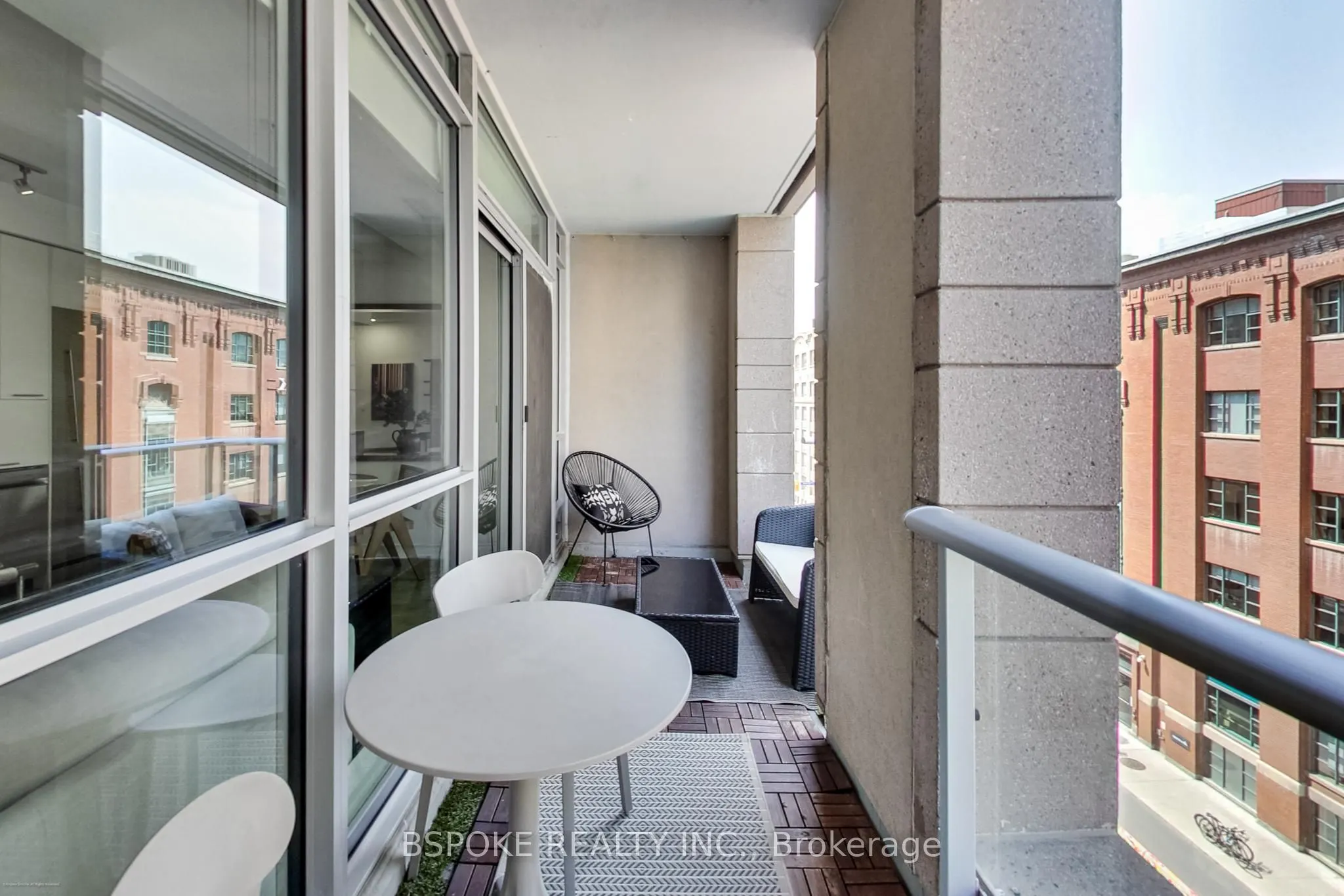 199 Richmond Street W, #518