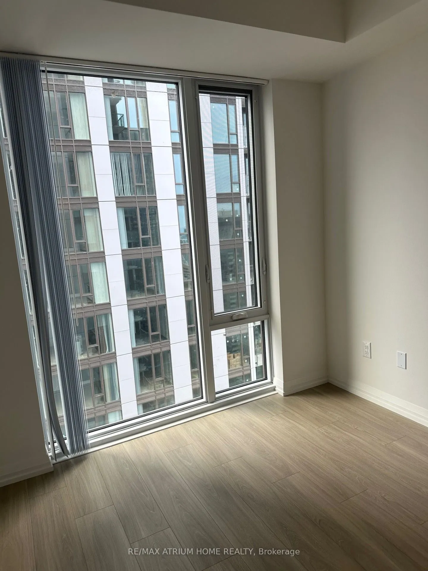 8 Widmer Street, #3703