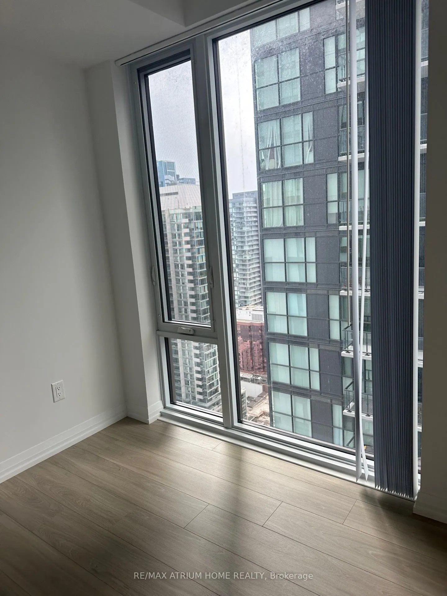 8 Widmer Street, #3703