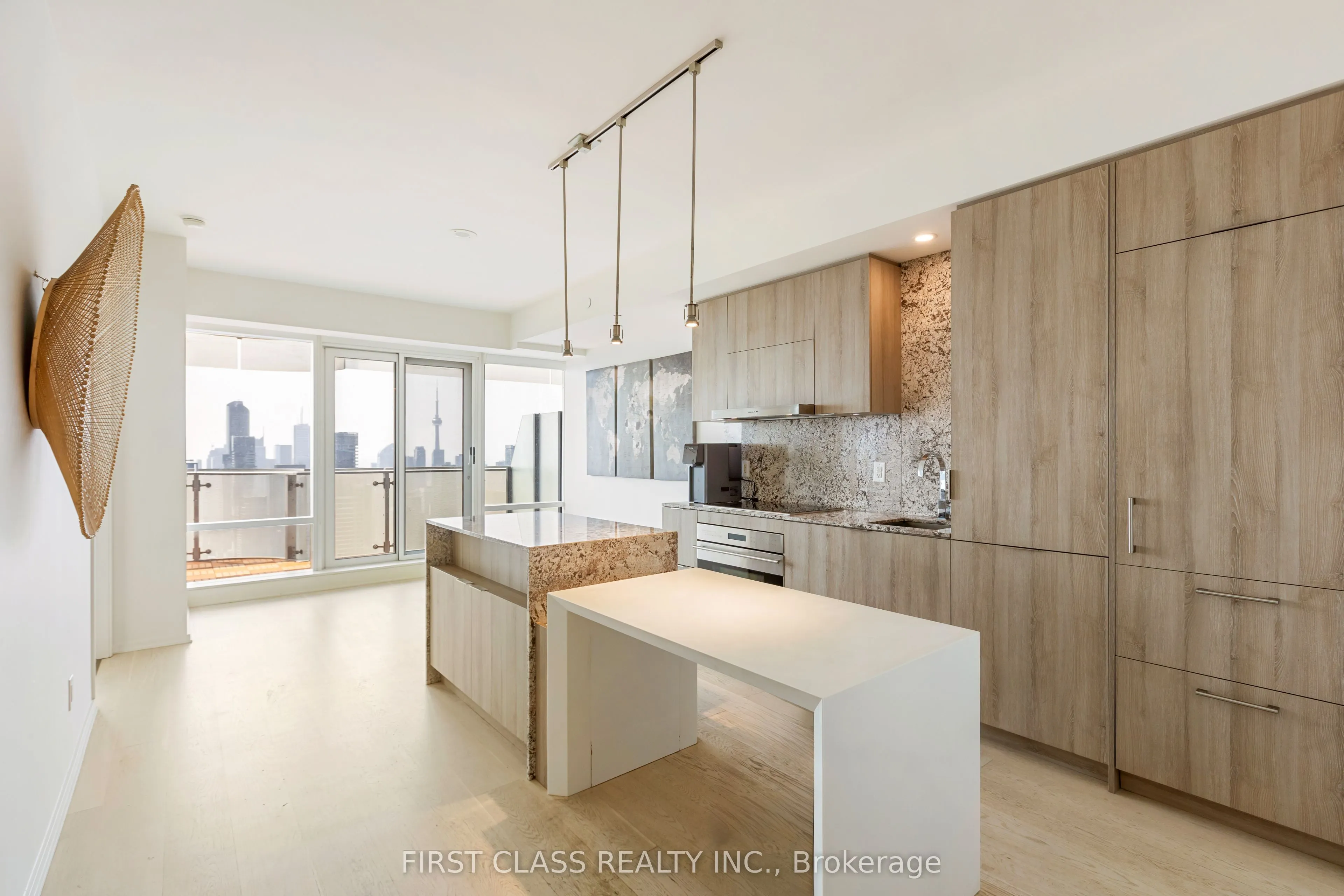 1 Bloor Street E, #5305