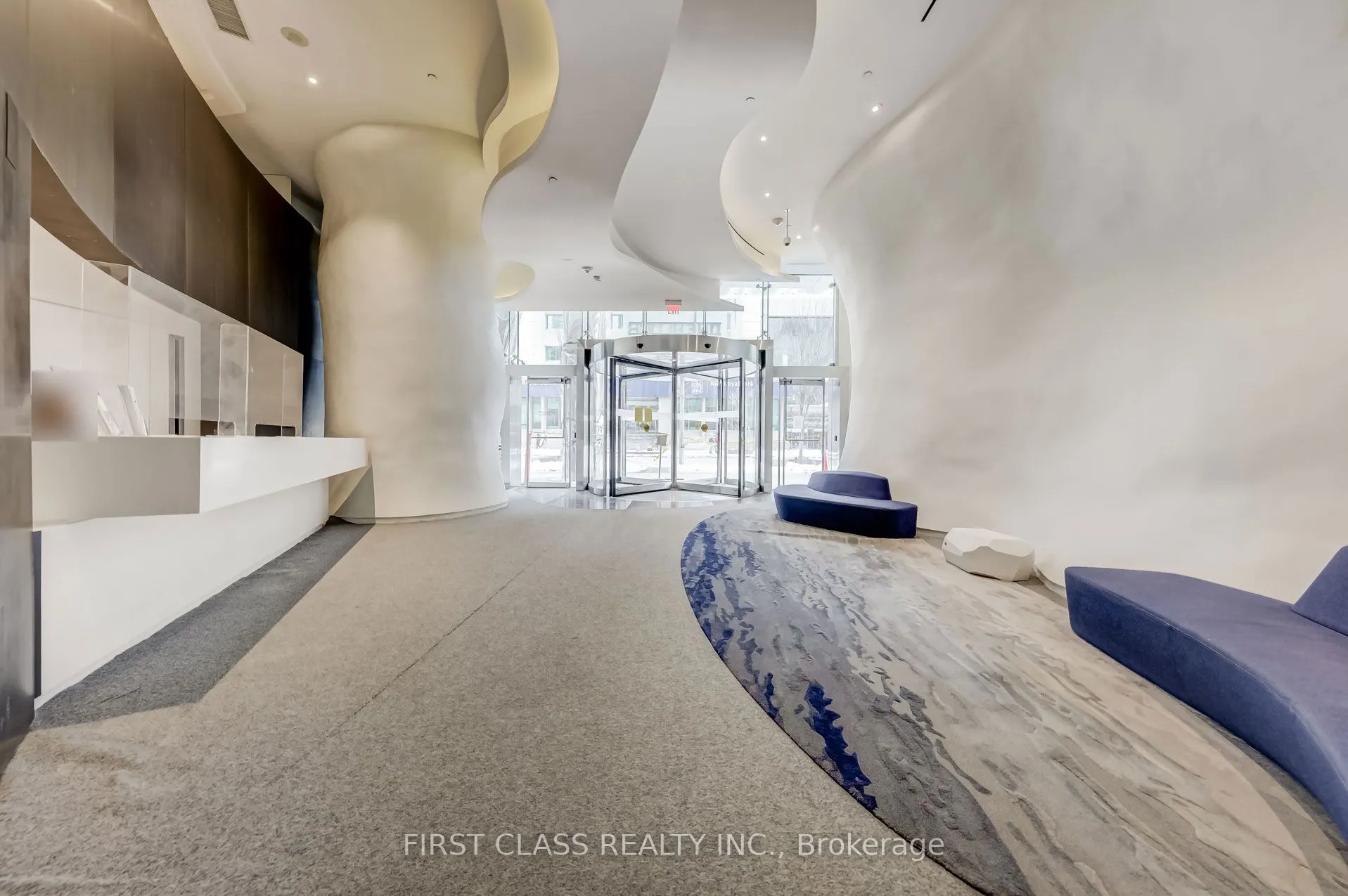 1 Bloor Street E, #5305