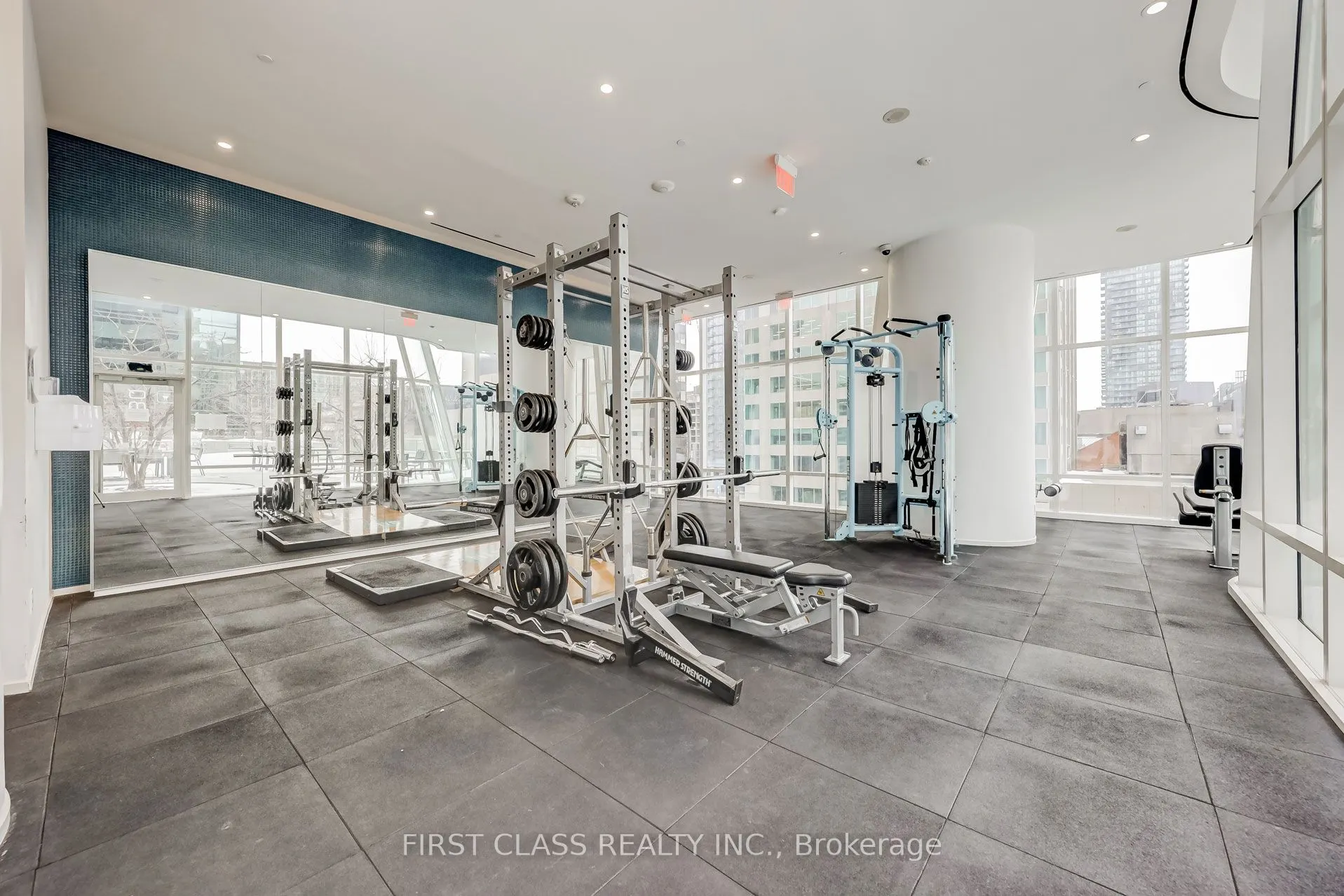 1 Bloor Street E, #5305