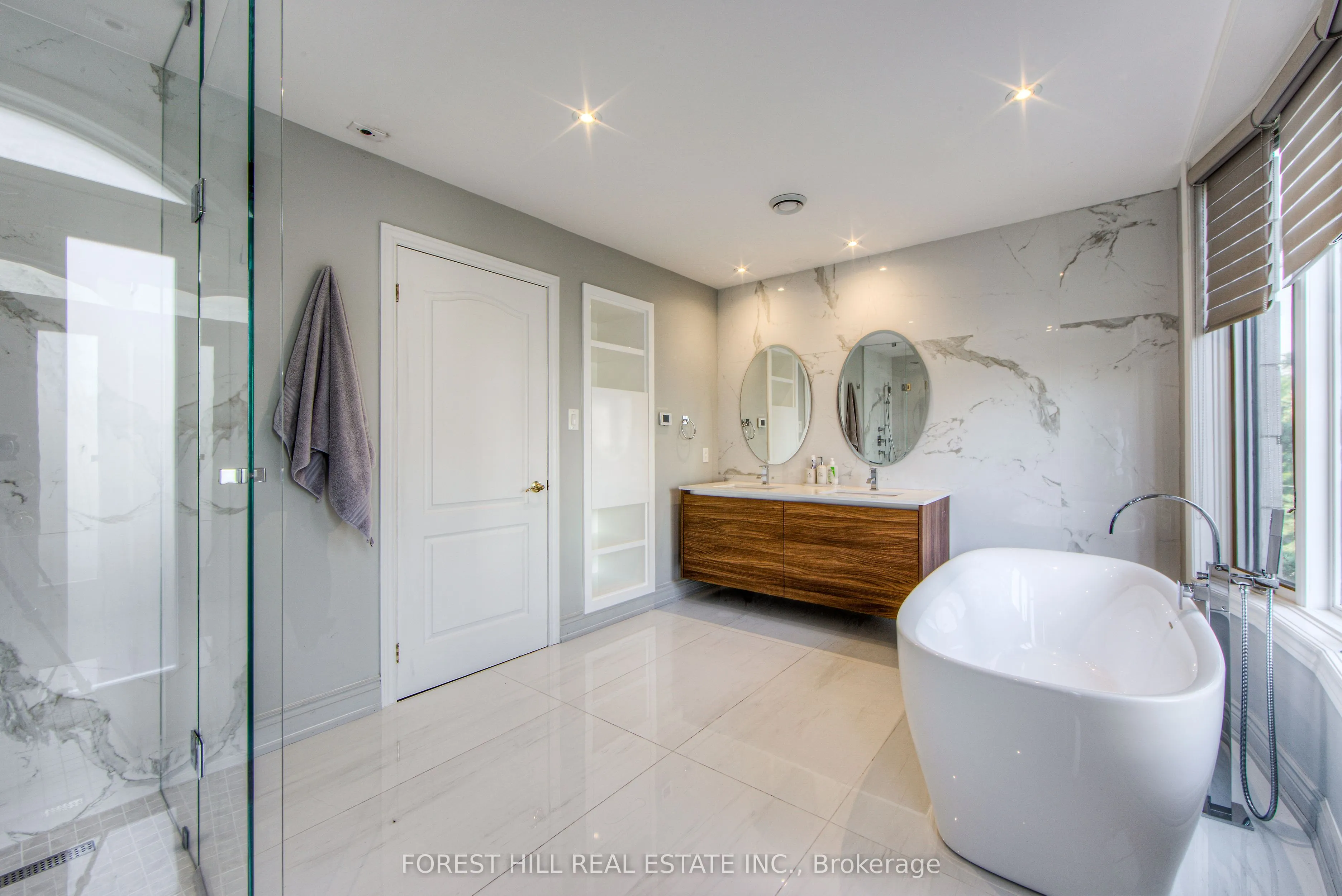 260 Russell Hill Road, #13