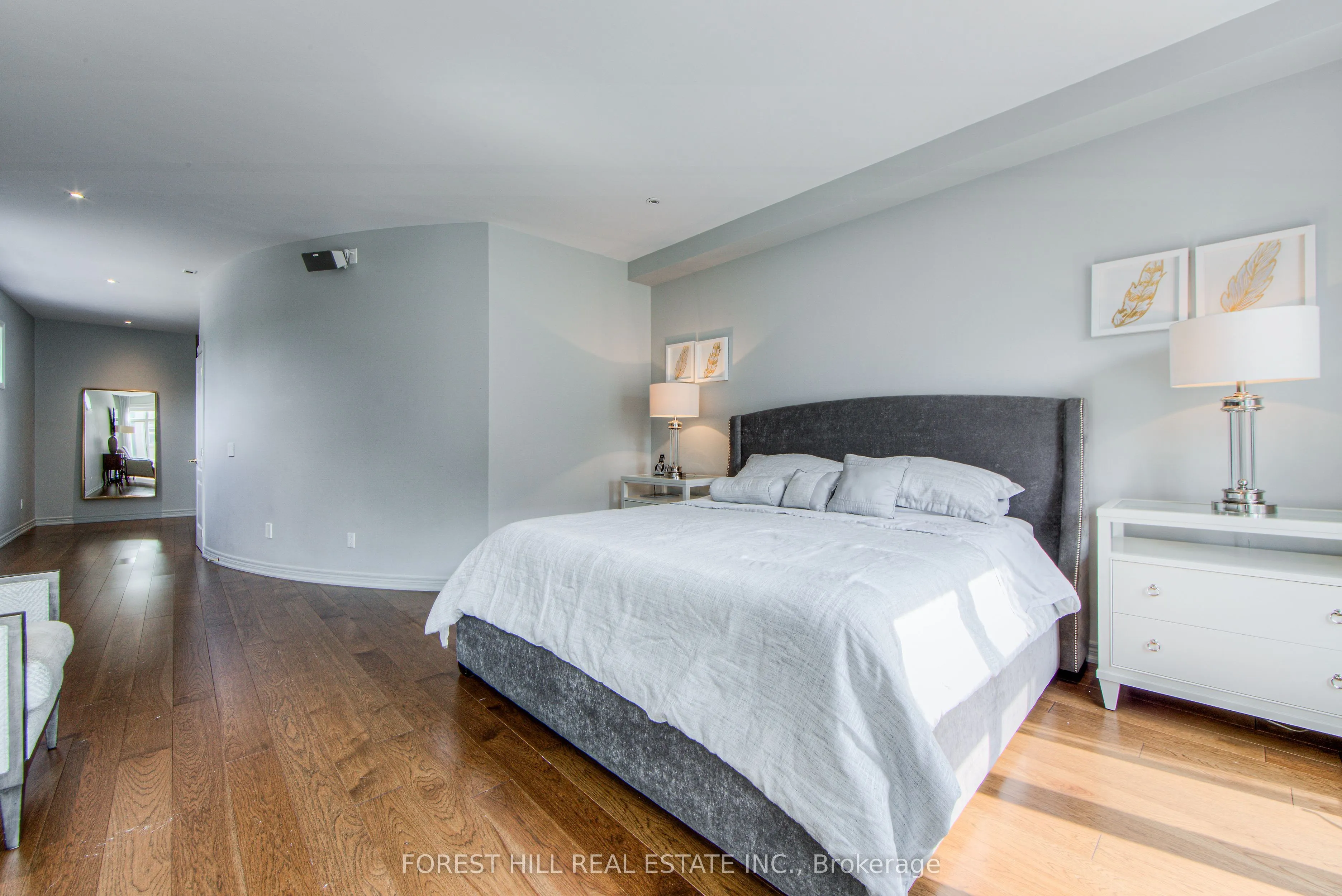 260 Russell Hill Road, #13