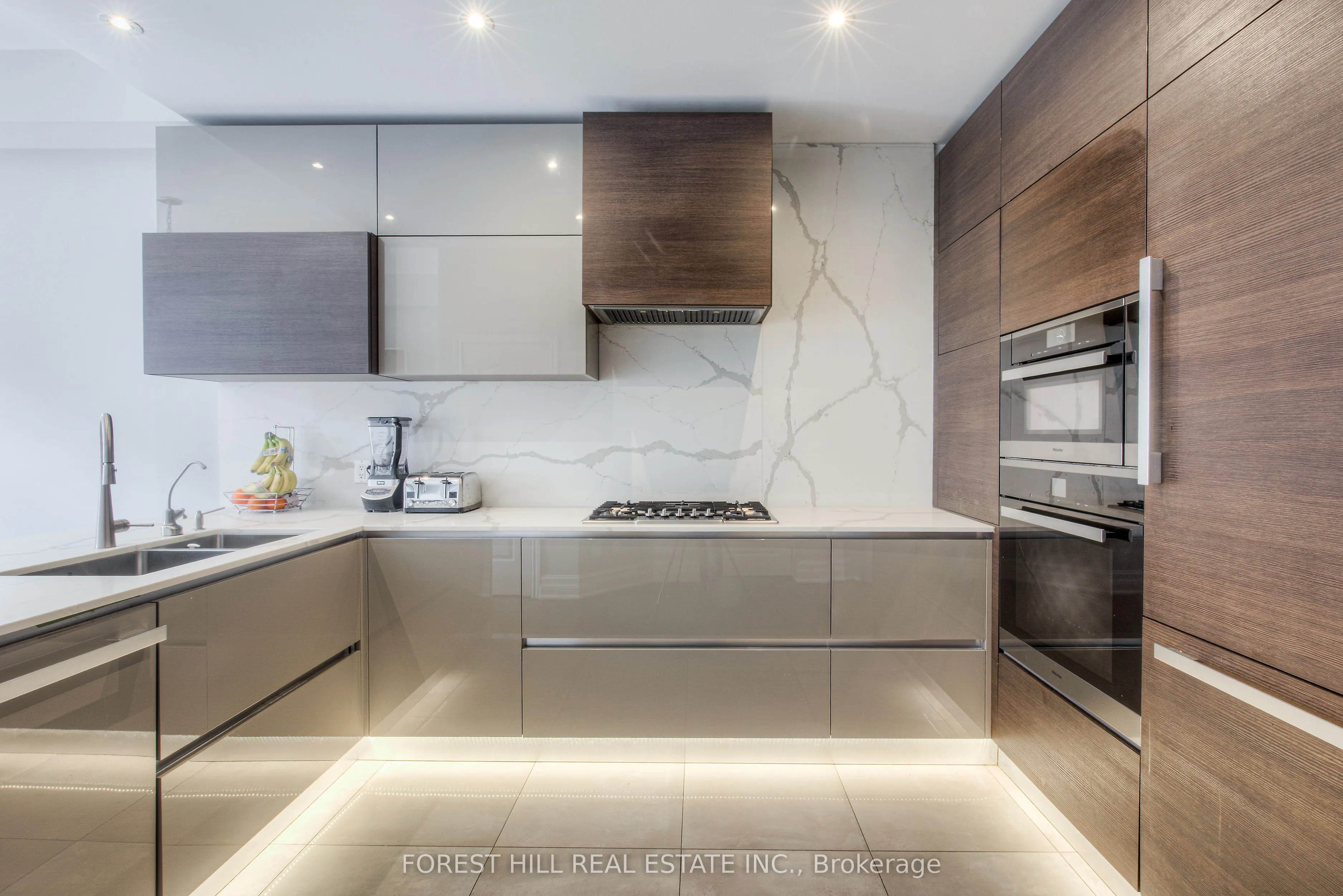 260 Russell Hill Road, #13