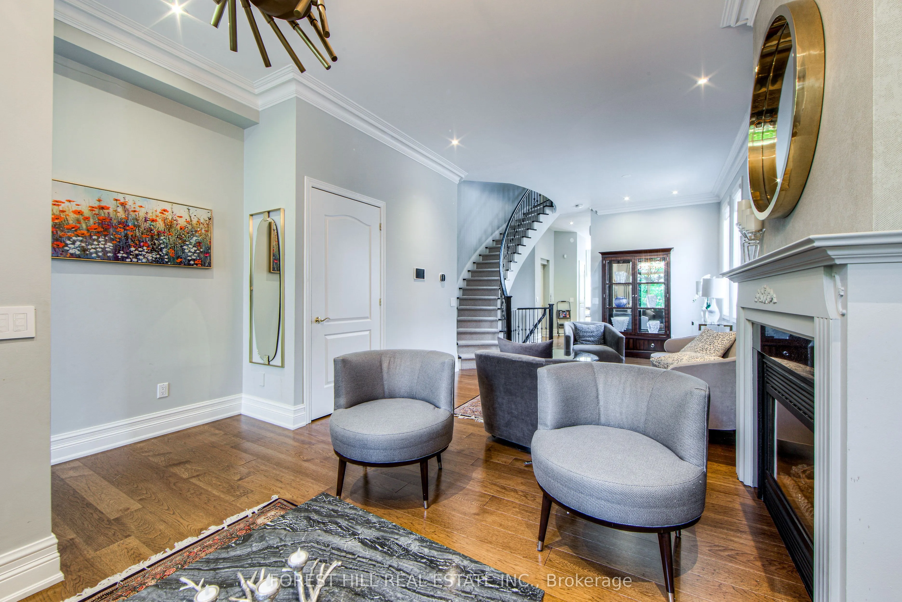 260 Russell Hill Road, #13