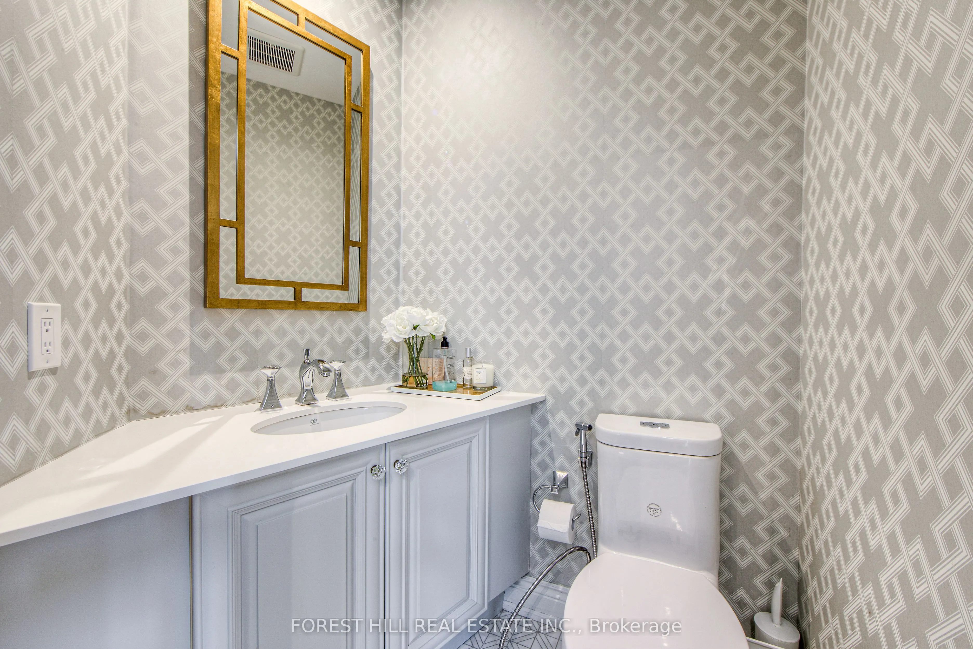 260 Russell Hill Road, #13