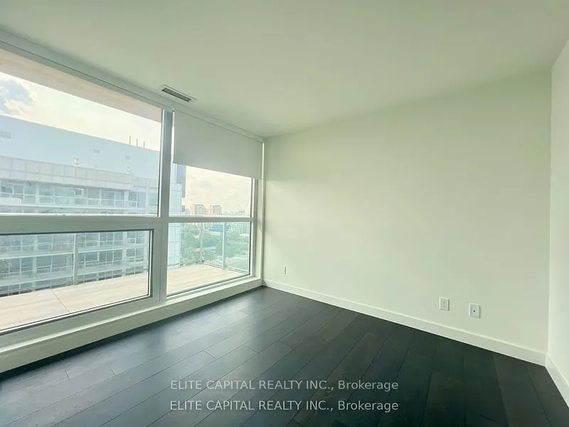27 McMahon Drive, #2108