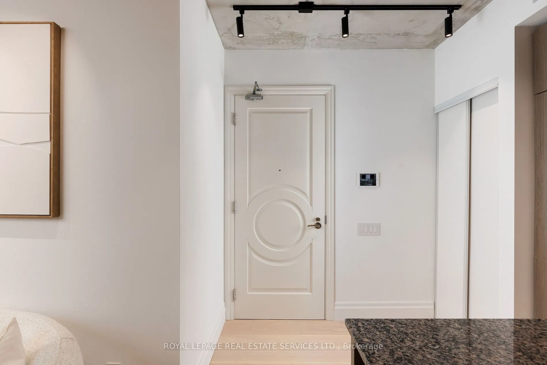 88 Blue Jays Way, #2301