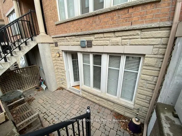 46 Western Battery Road, #823