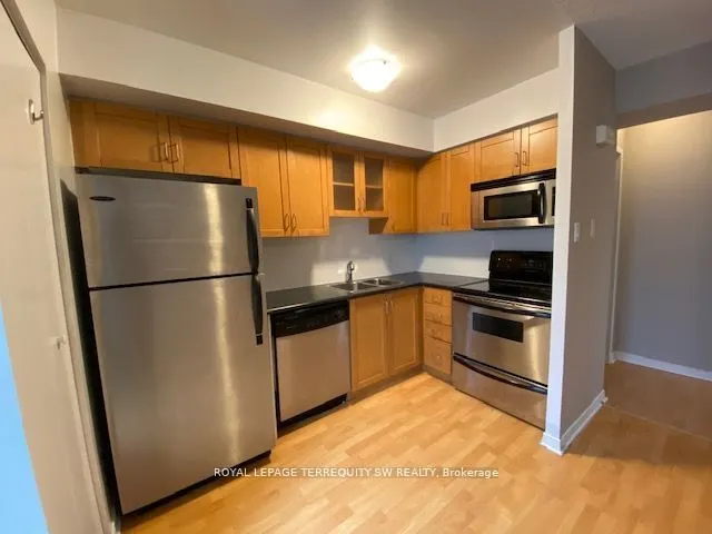 46 Western Battery Road, #823