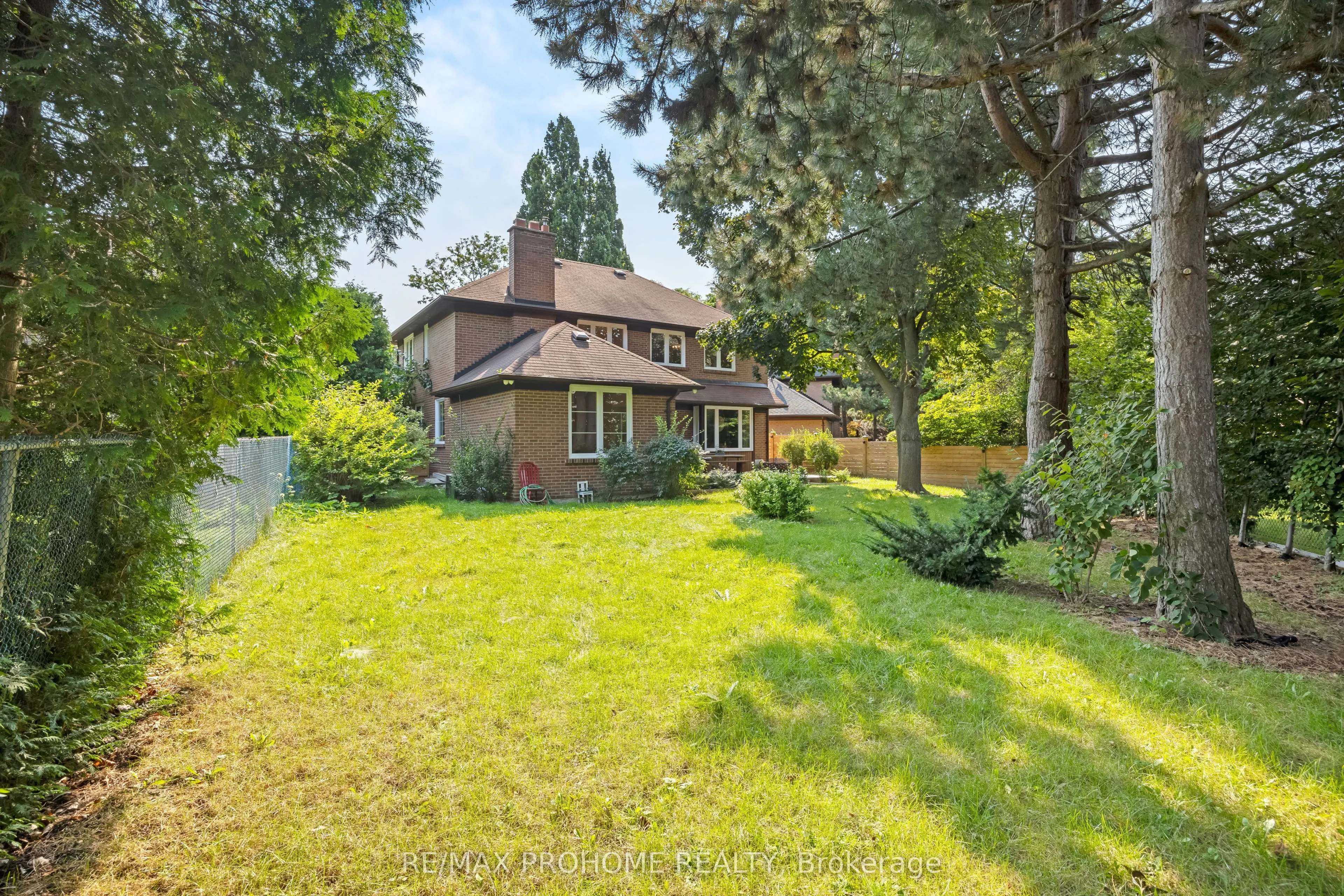 22 Fernside Court