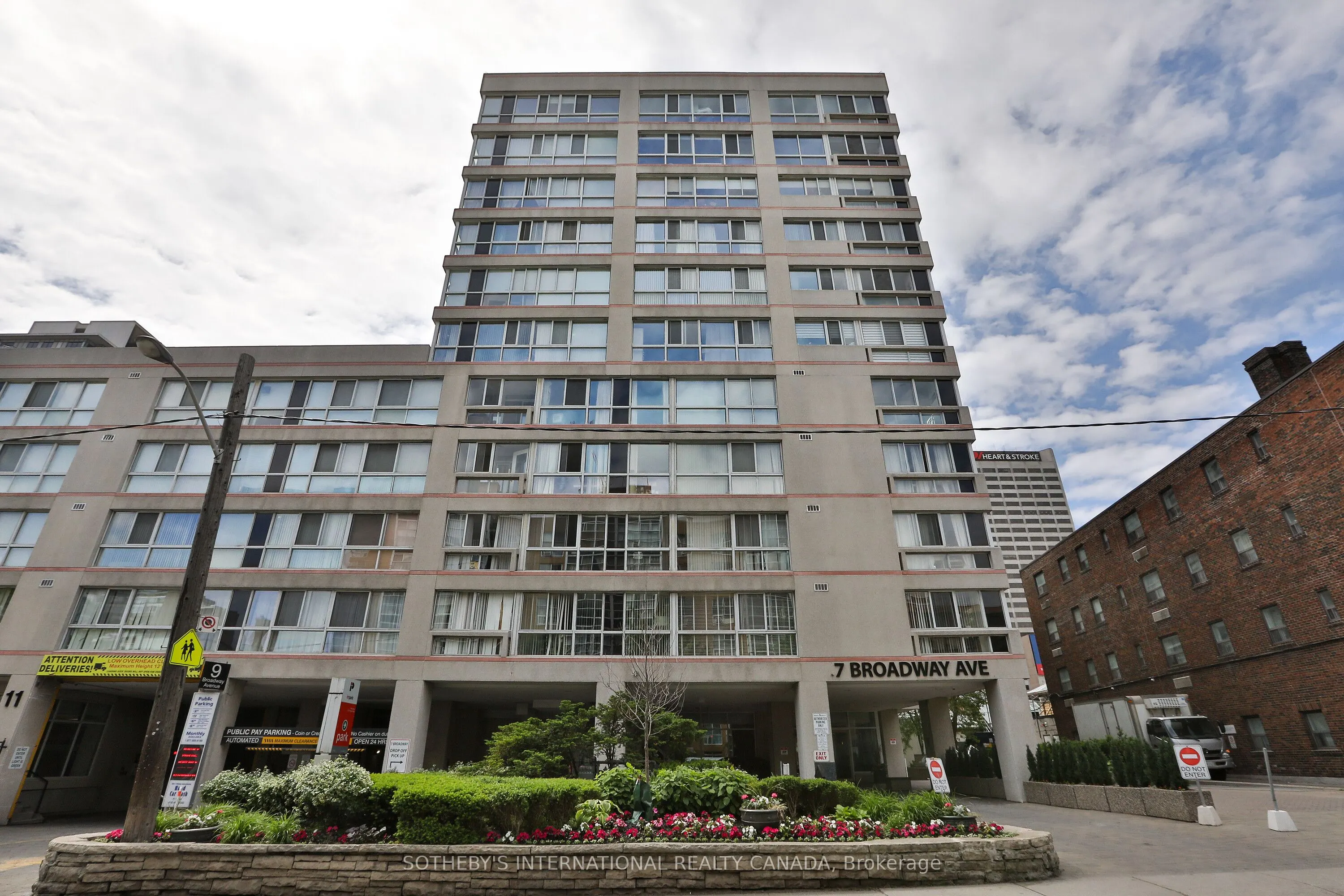 7 Broadway Avenue, #1003