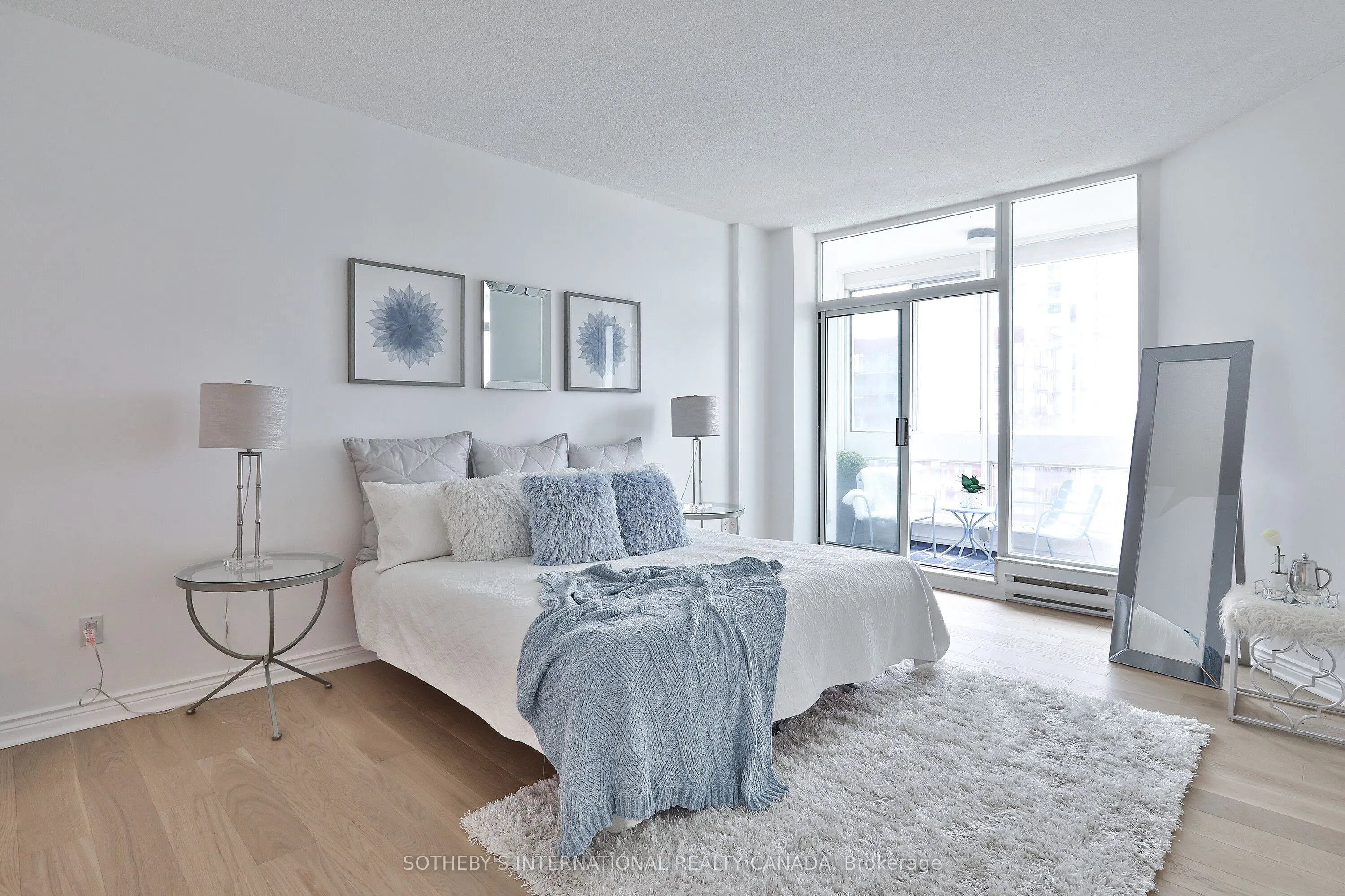 7 Broadway Avenue, #1003