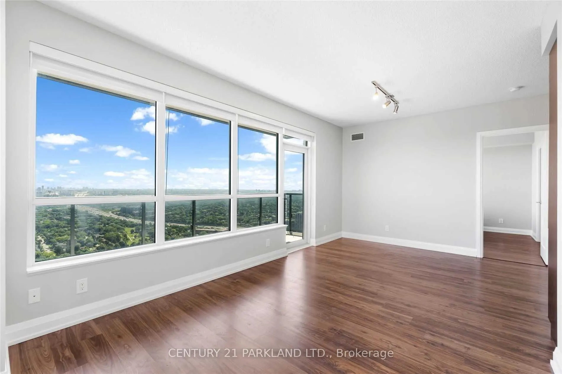5 Sheppard Avenue E, #4423