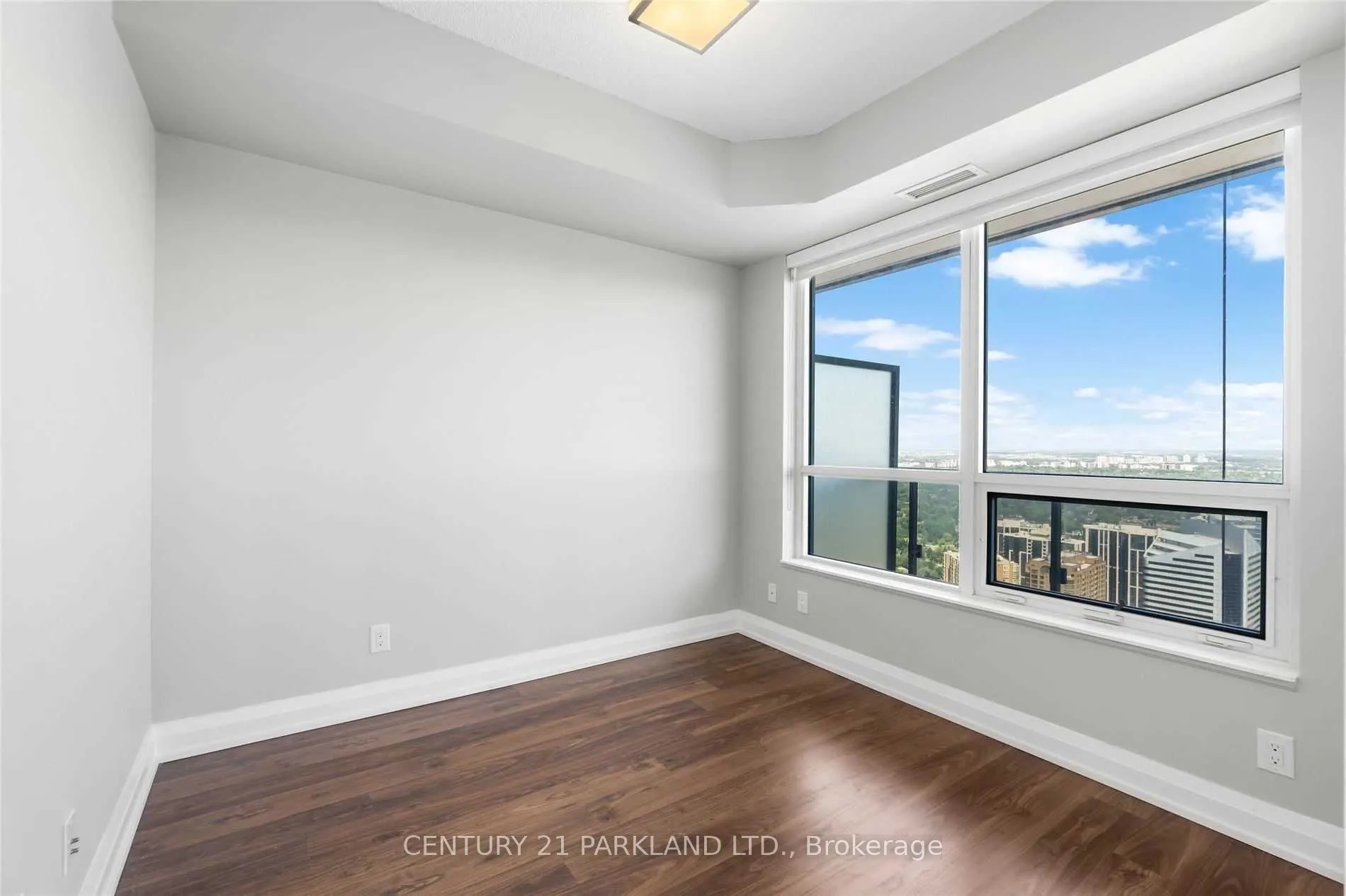 5 Sheppard Avenue E, #4423