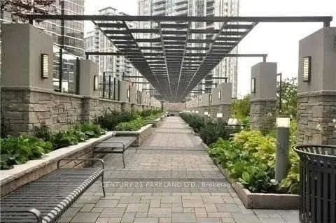 5 Sheppard Avenue E, #4423