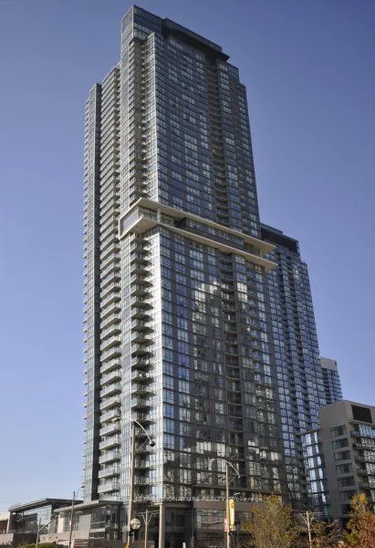11 Brunel Court, #4215