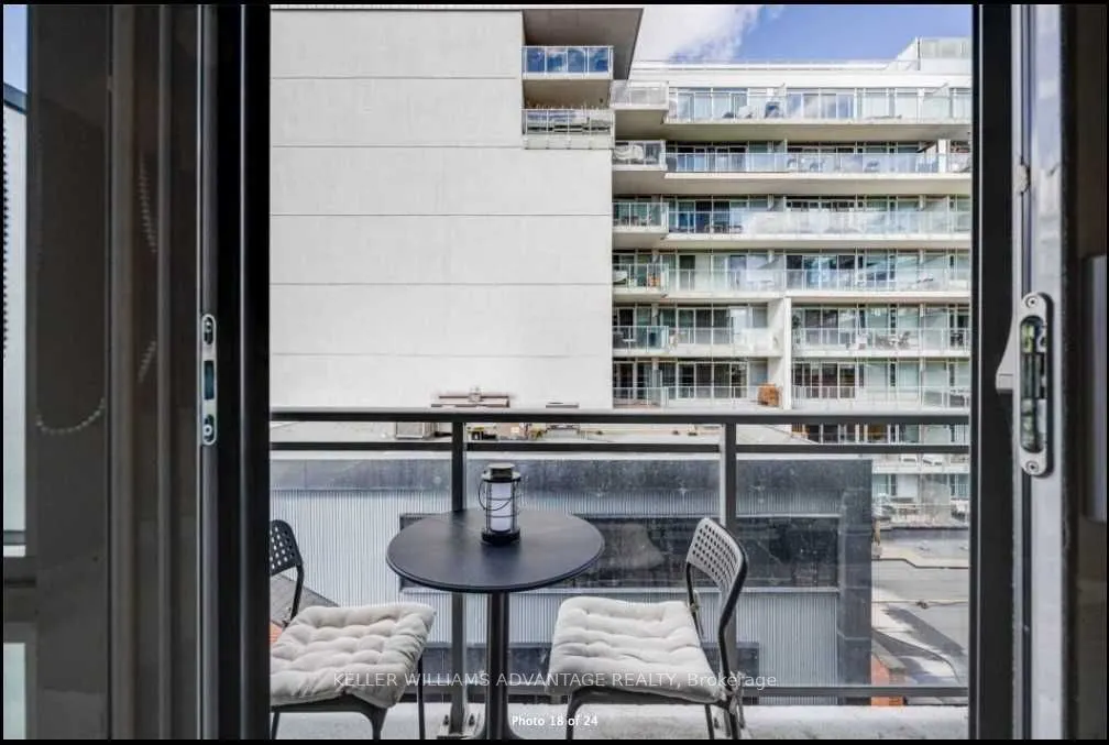 508 Wellington Street W, #505