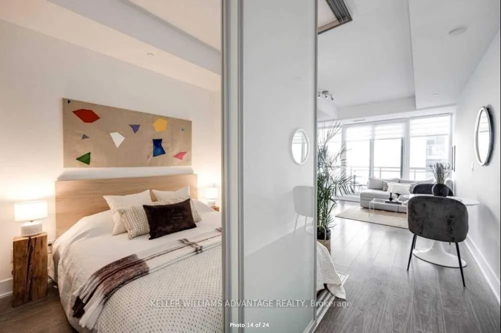 508 Wellington Street W, #505