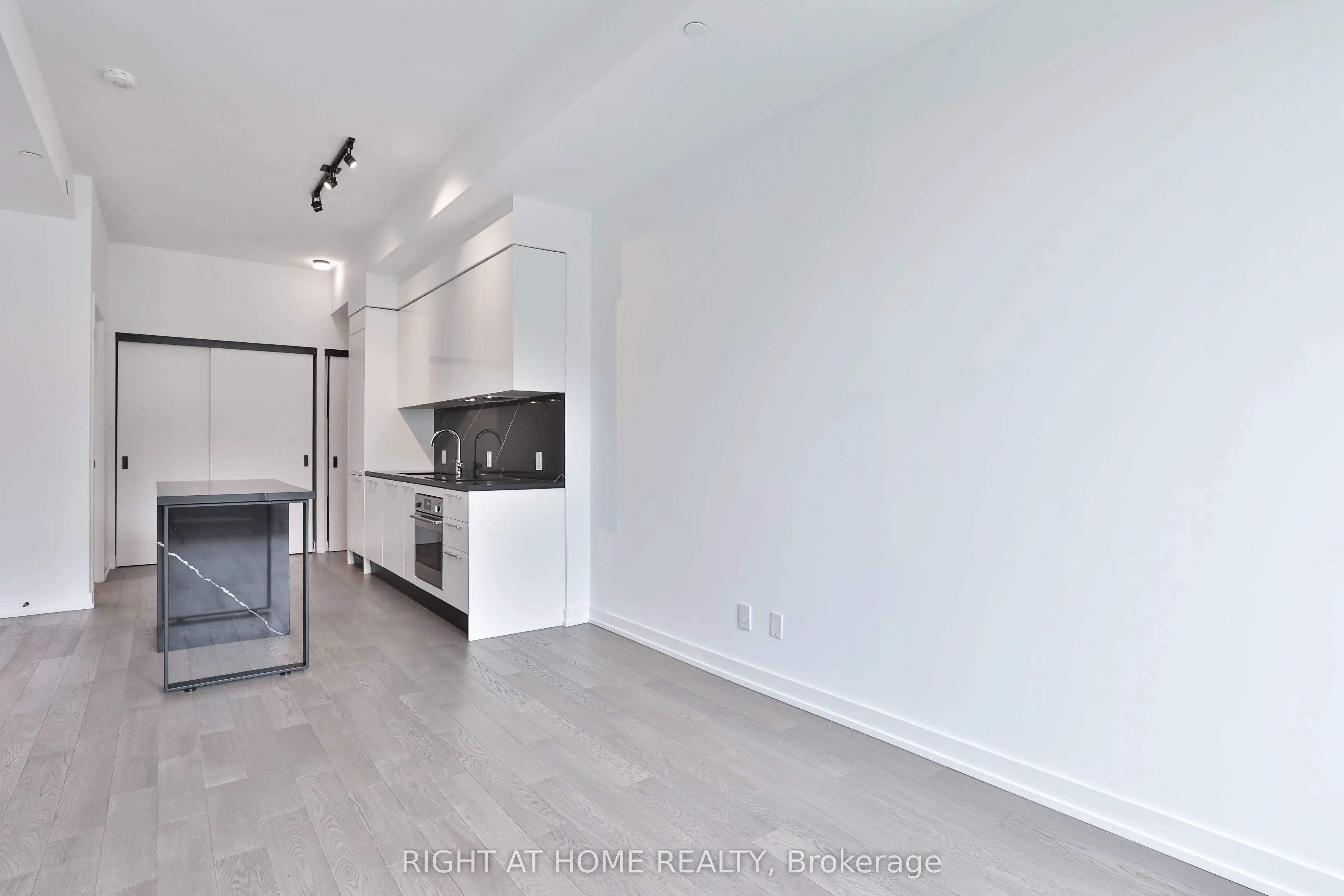 200 Sudbury Street, #212