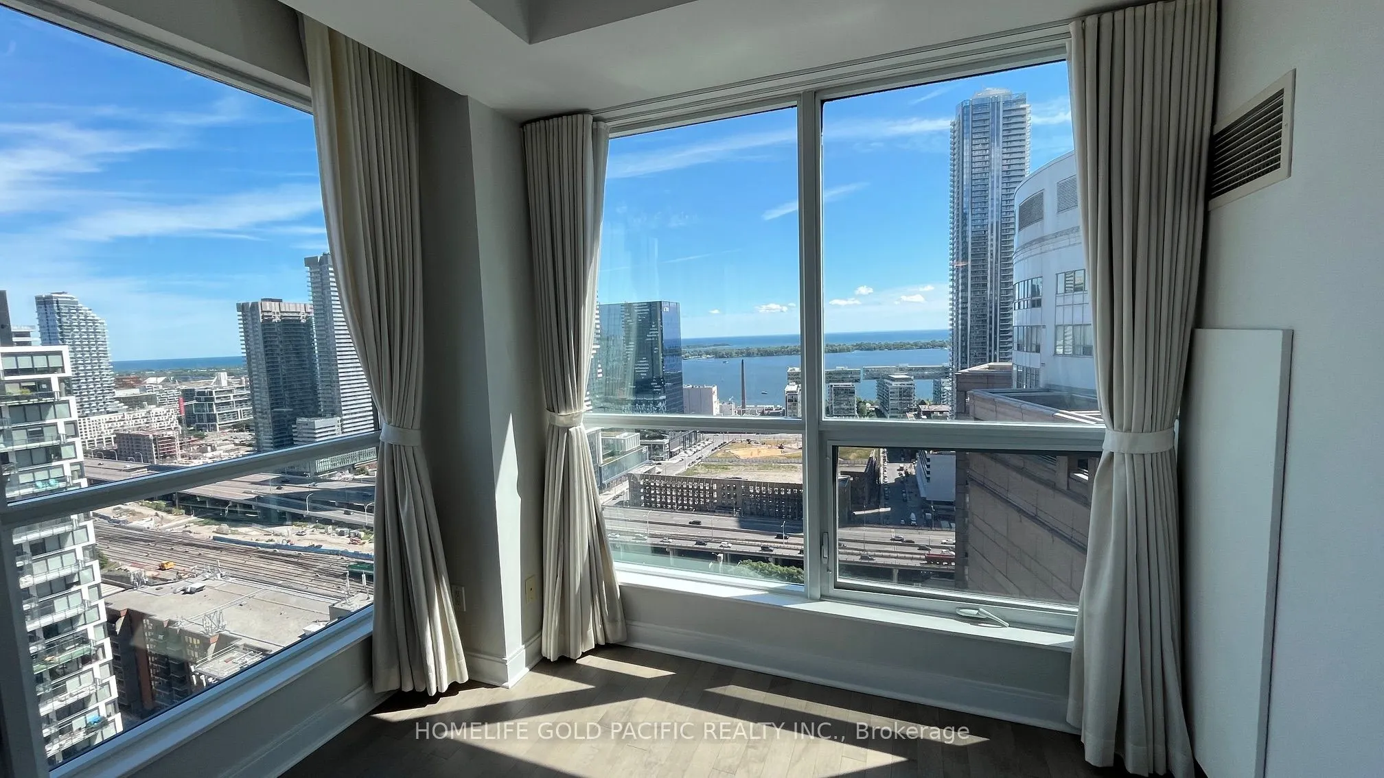 1 Scott Street, #3102