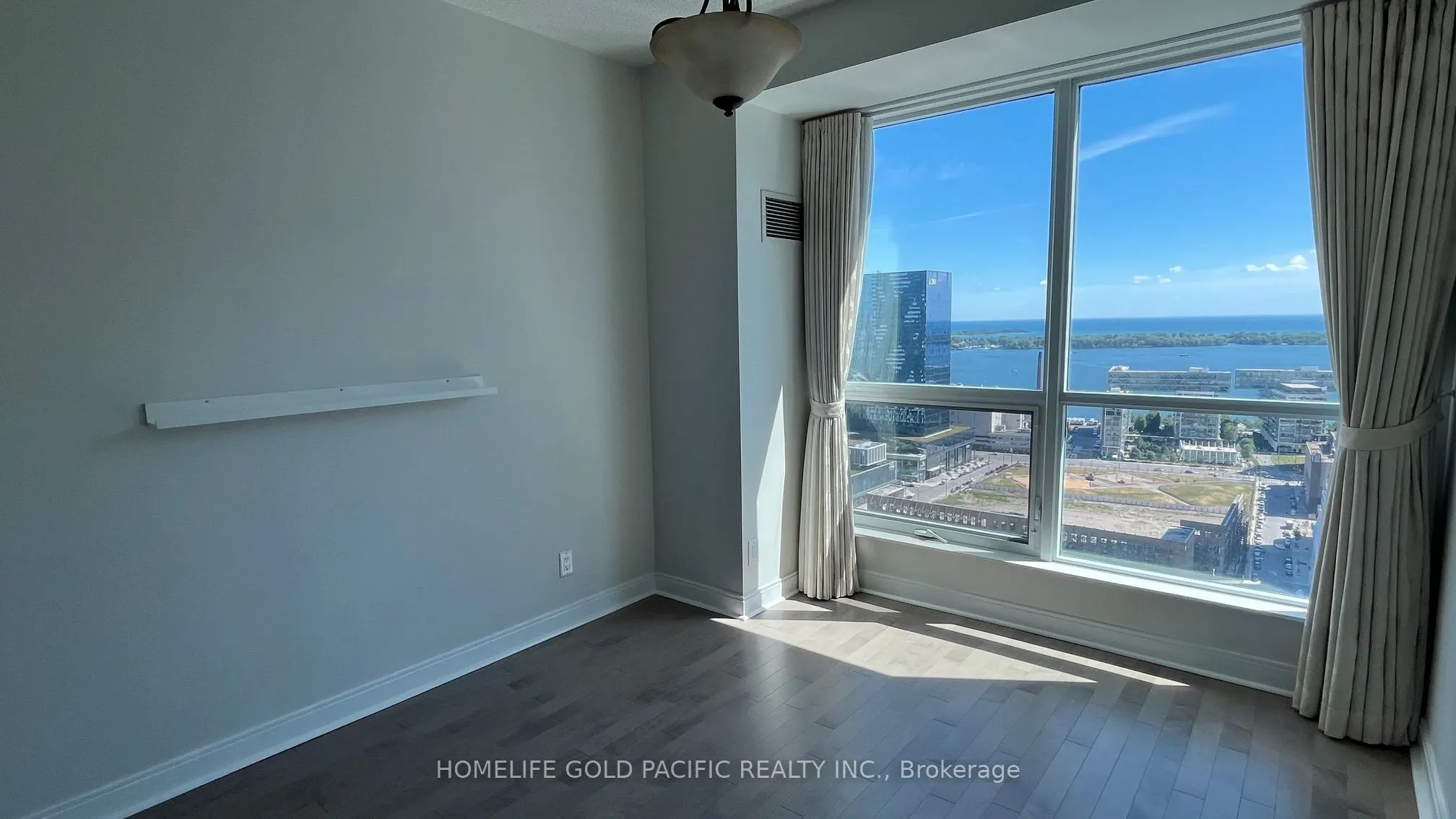 1 Scott Street, #3102