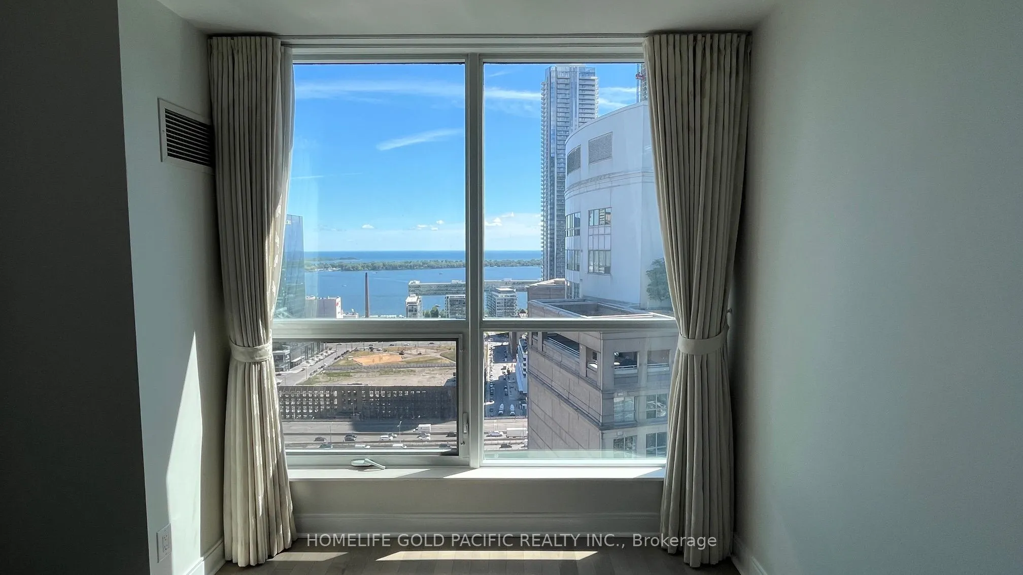 1 Scott Street, #3102