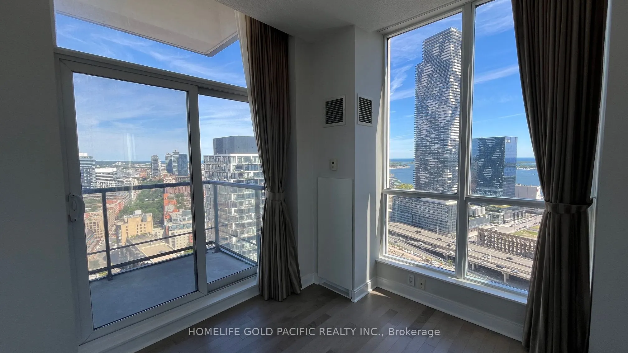 1 Scott Street, #3102