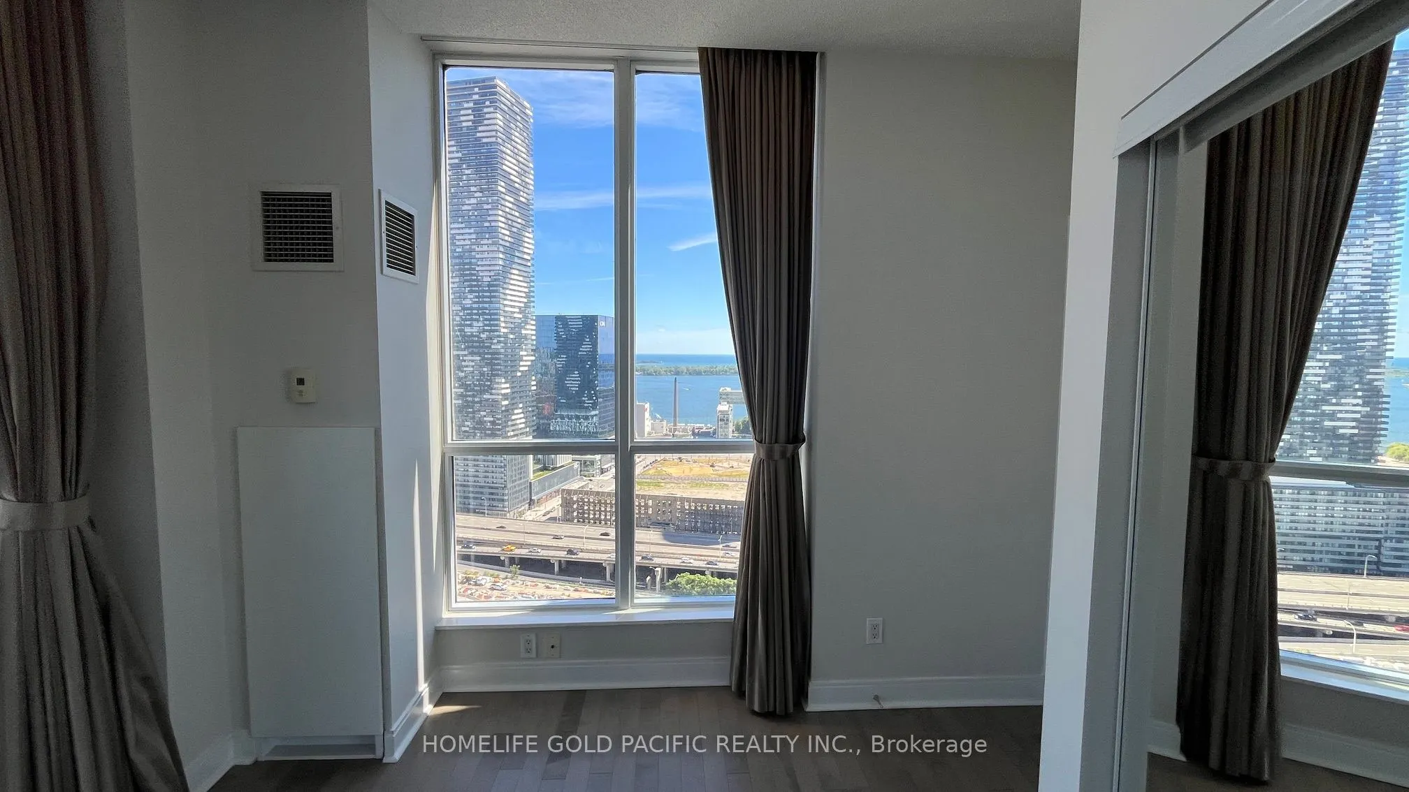 1 Scott Street, #3102