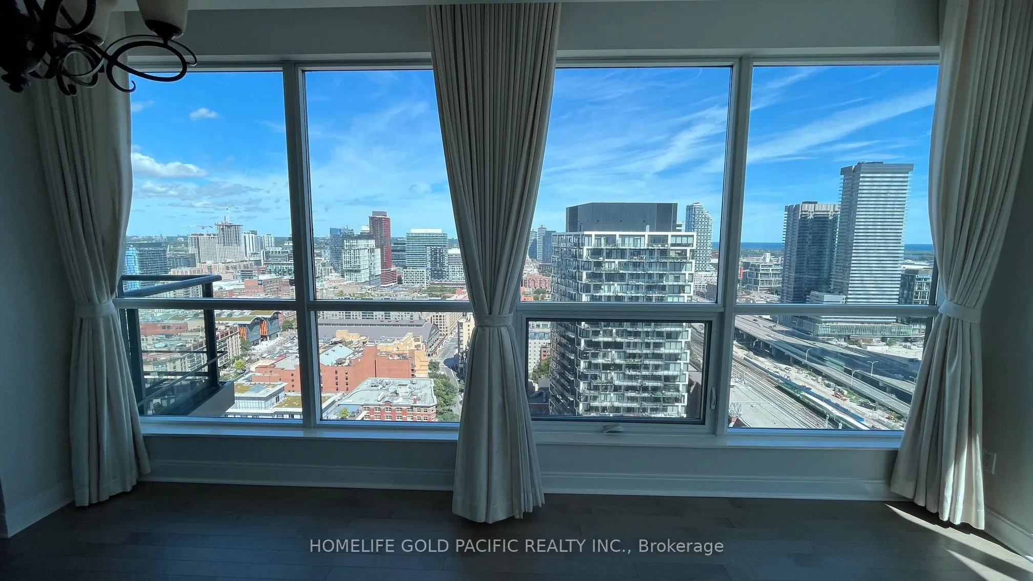 1 Scott Street, #3102