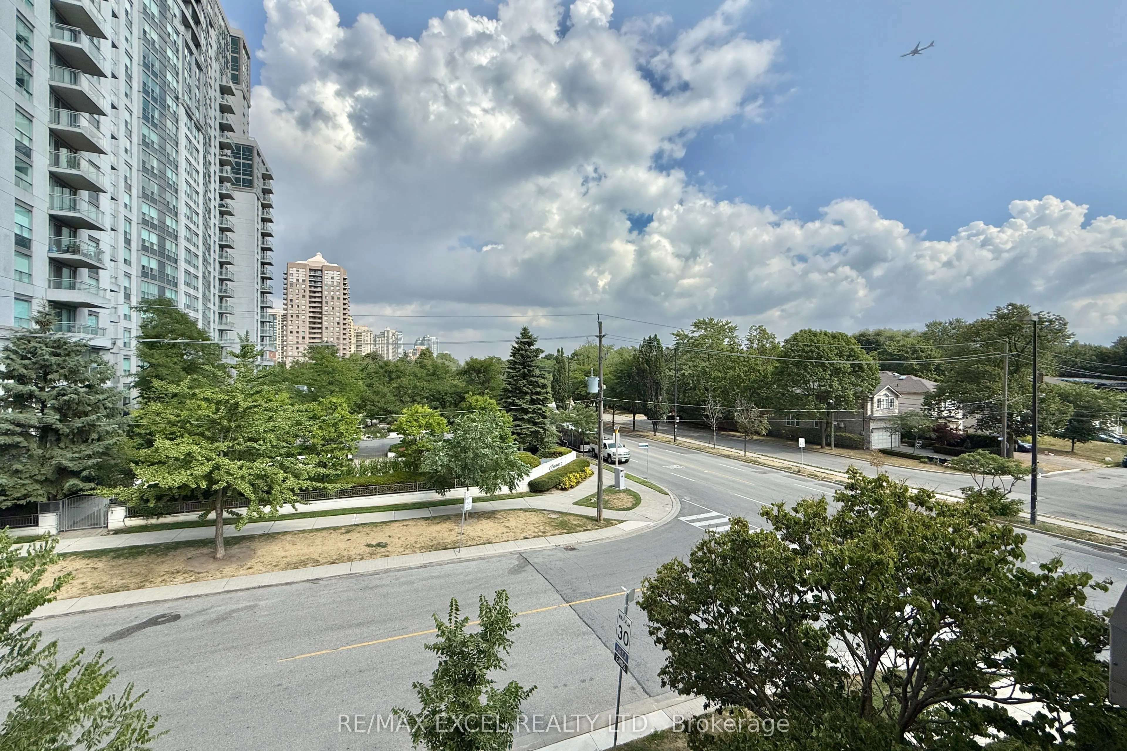 38 Hollywood Avenue, #312