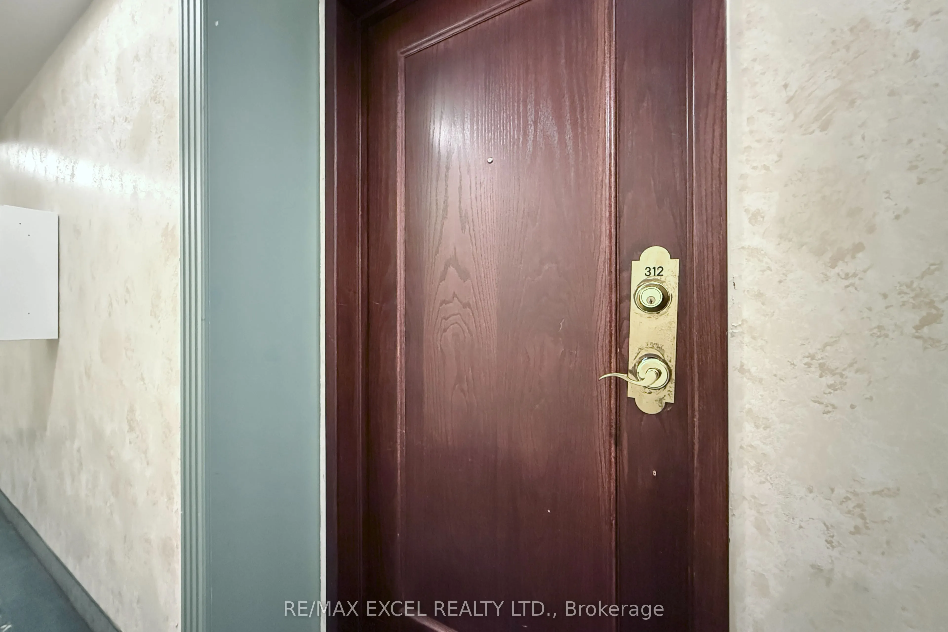 38 Hollywood Avenue, #312