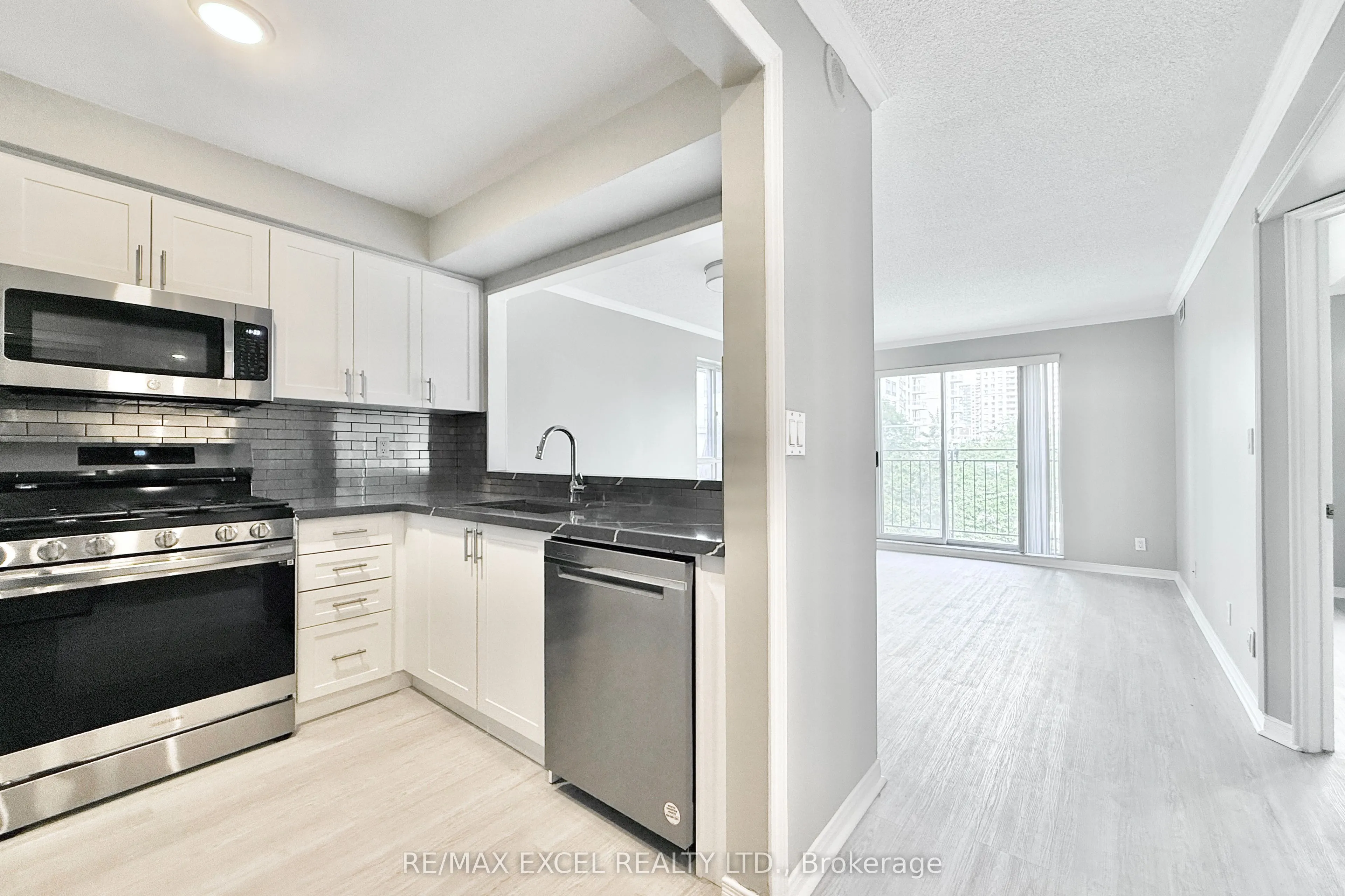 38 Hollywood Avenue, #312