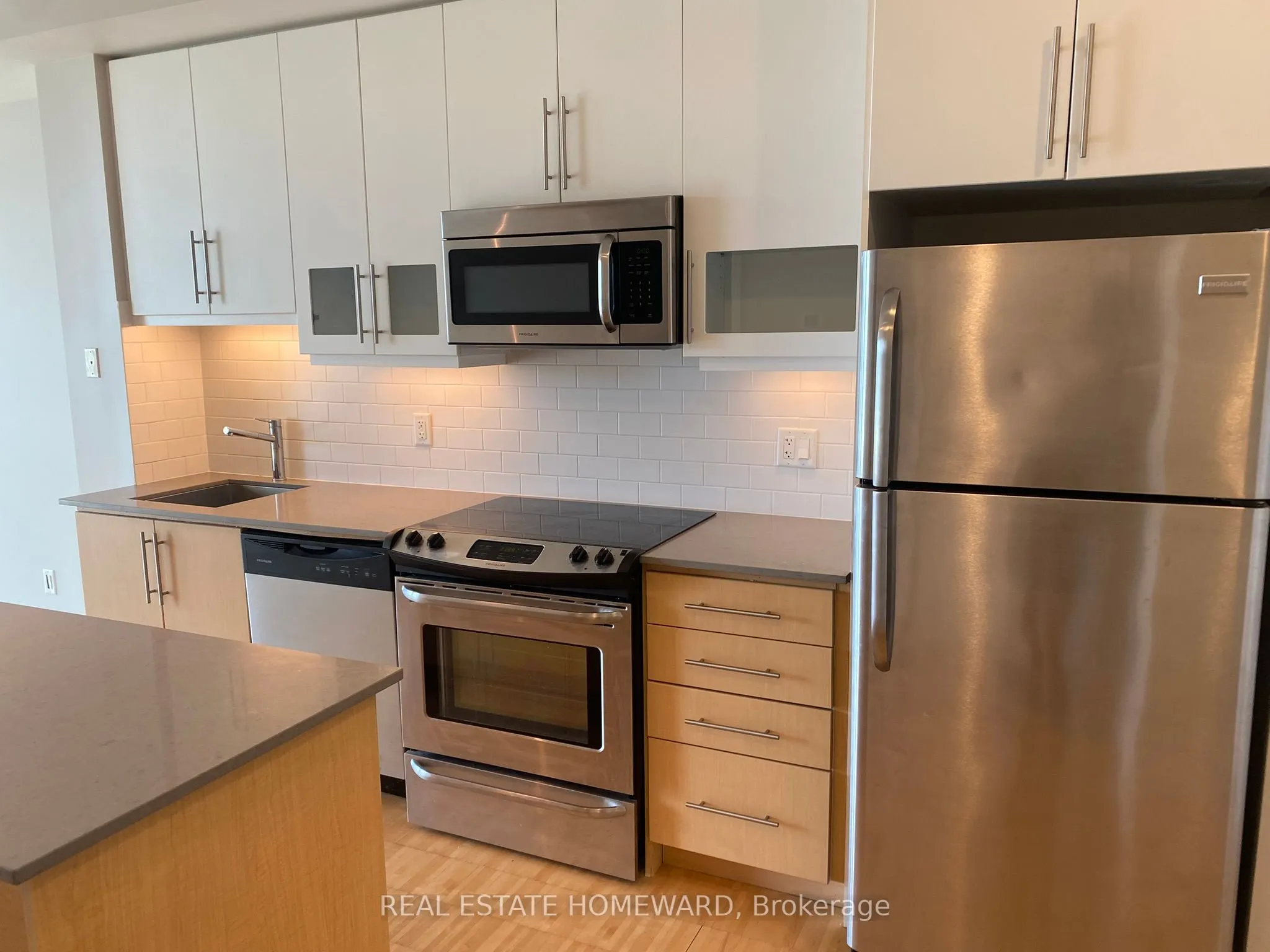1171 Queen Street W, #1206