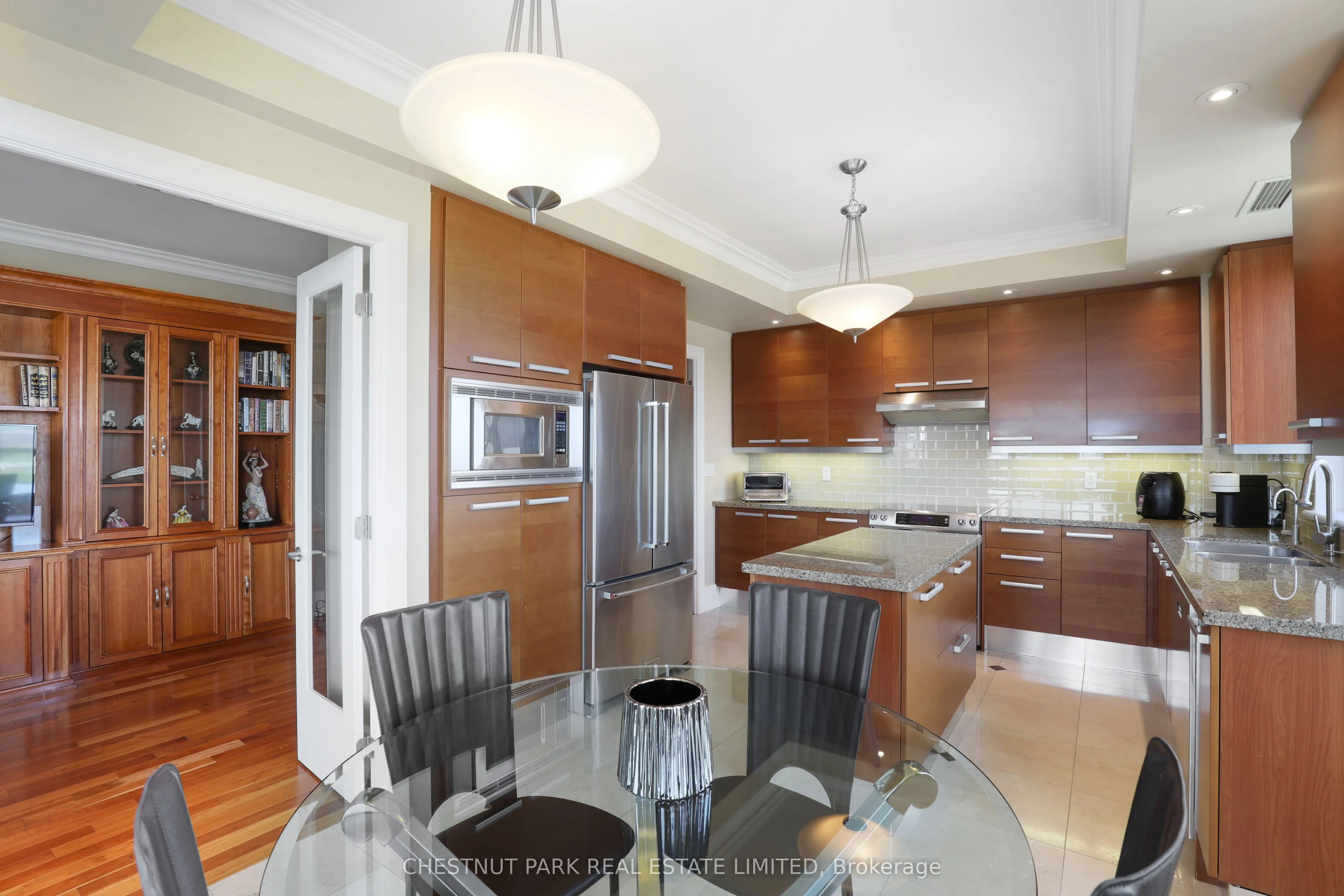 660 Sheppard Avenue E, #1403