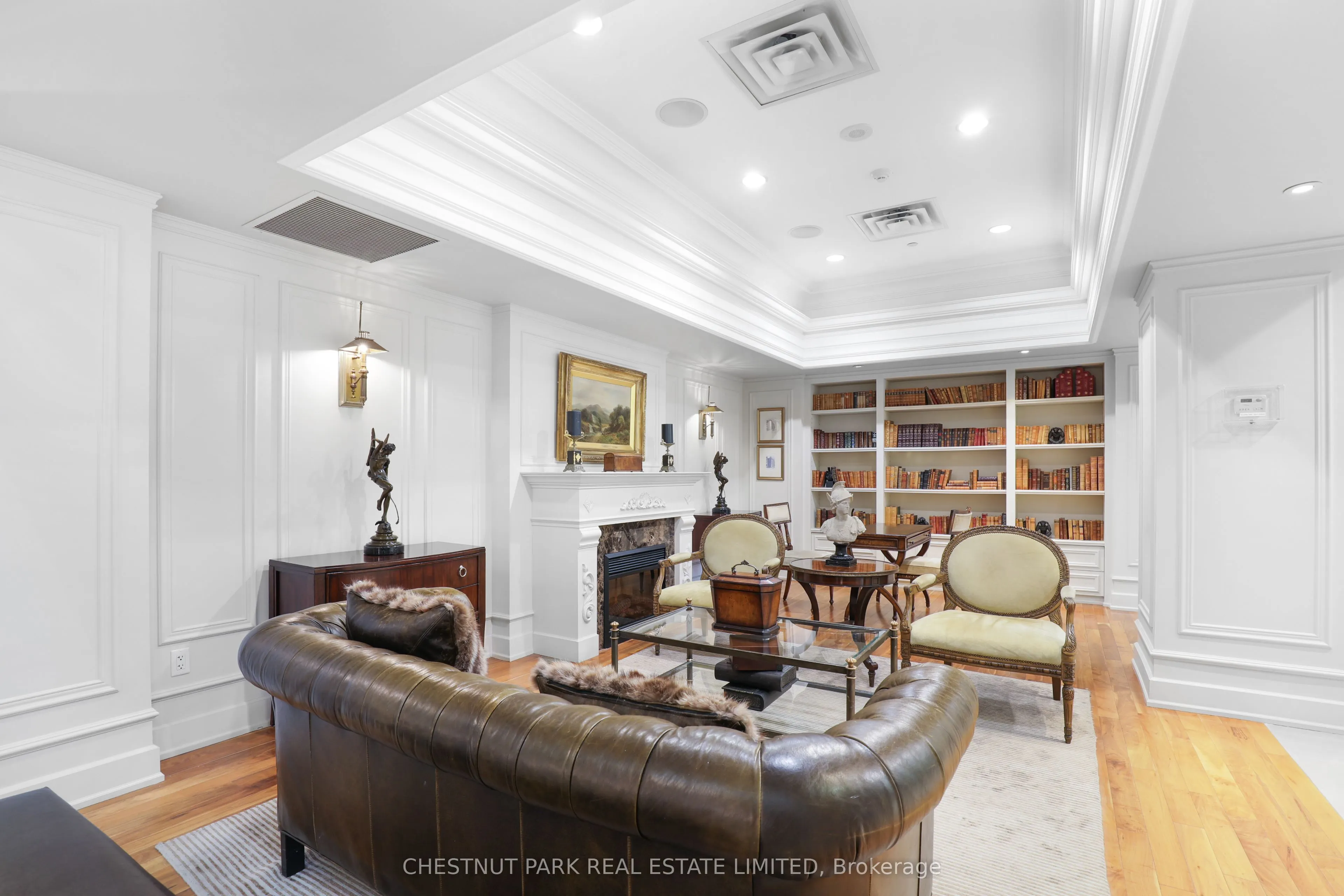 660 Sheppard Avenue E, #1403