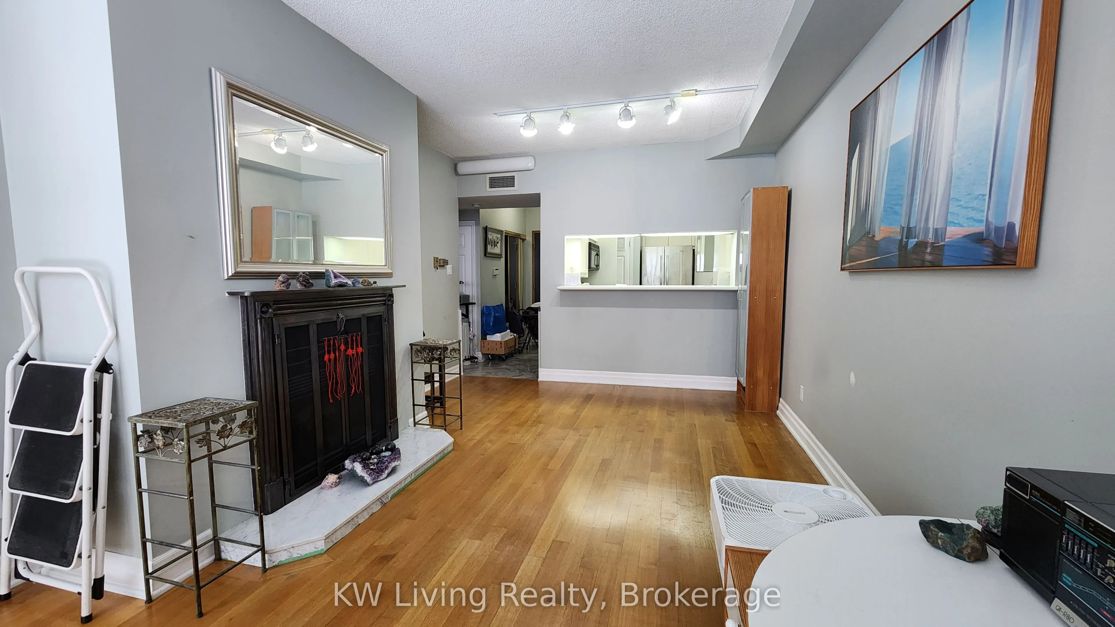 7 Broadway Avenue, #PH-F