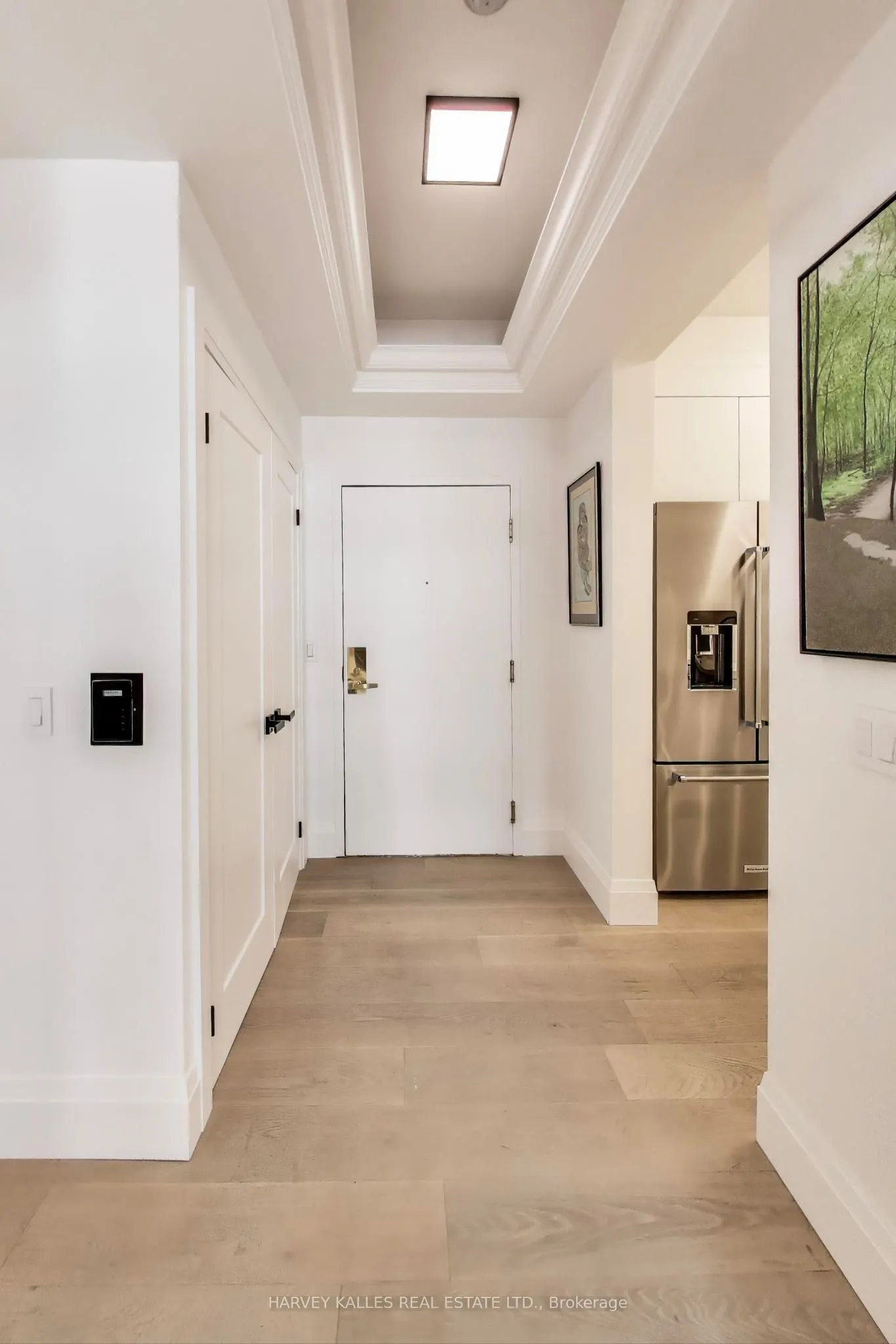 1 Balmoral Avenue, #804