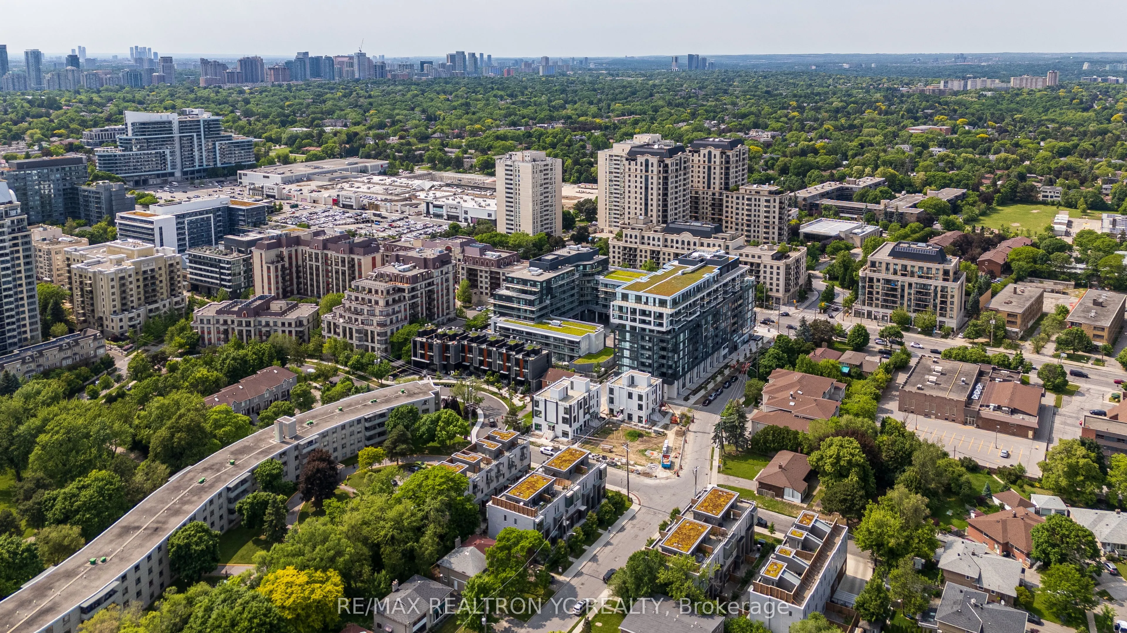 18 Greenbriar Road, #4