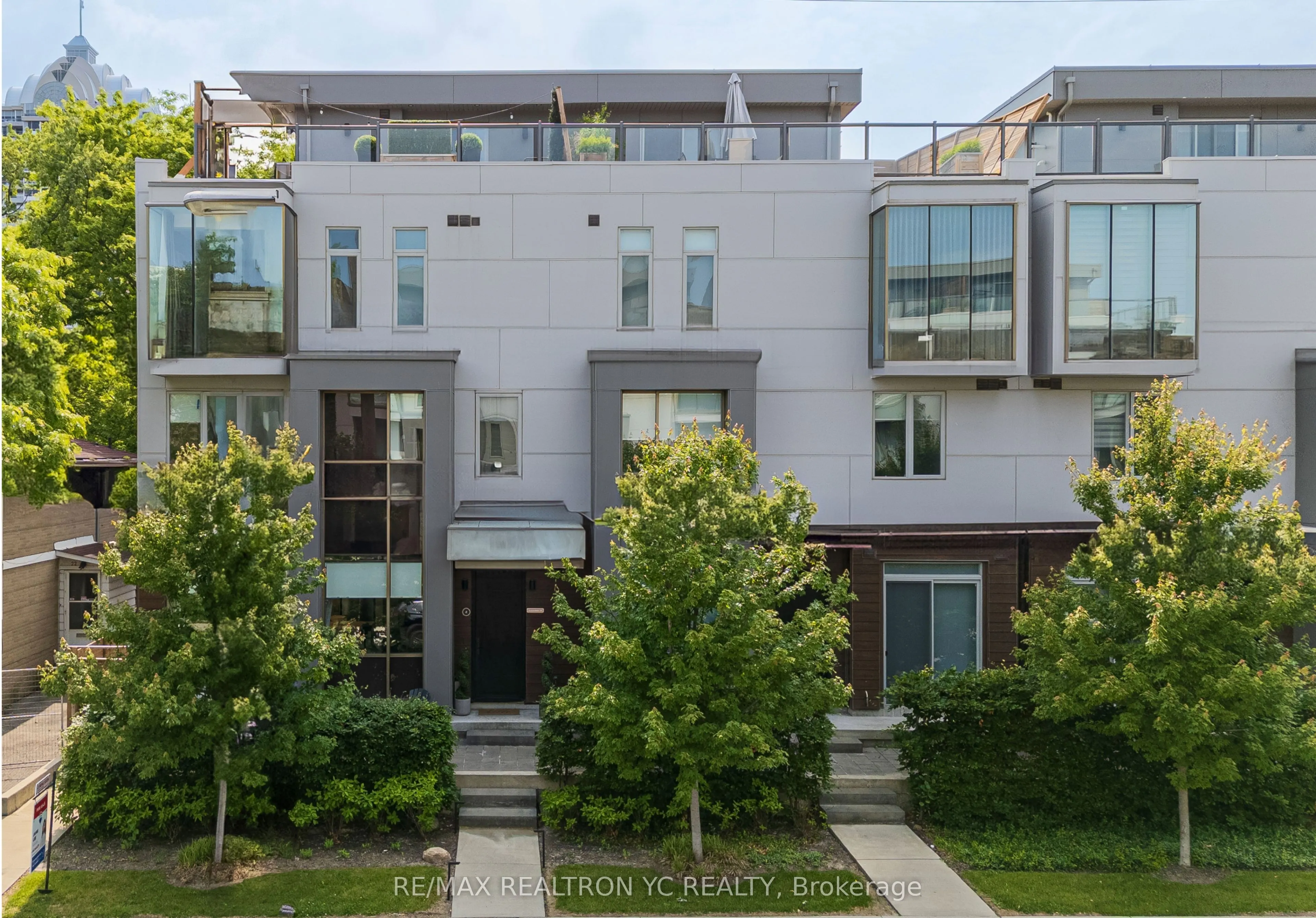 18 Greenbriar Road, #4