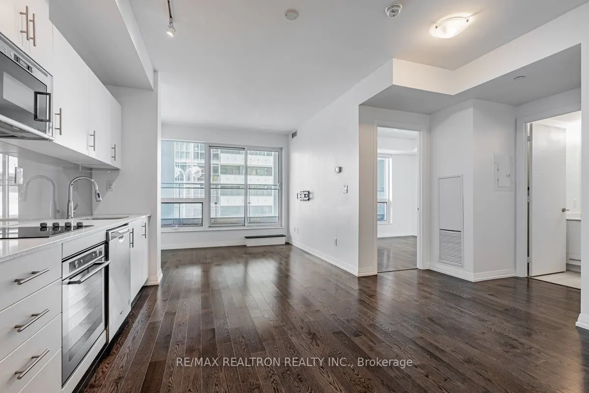 460 Adelaide Street E, #317