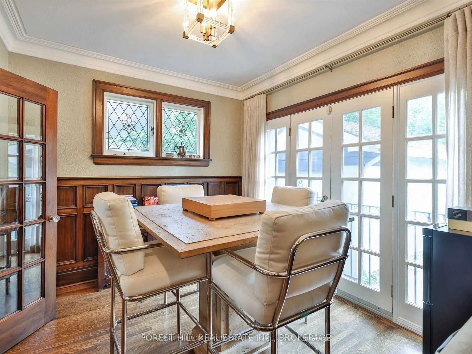 216 Dunvegan Road
