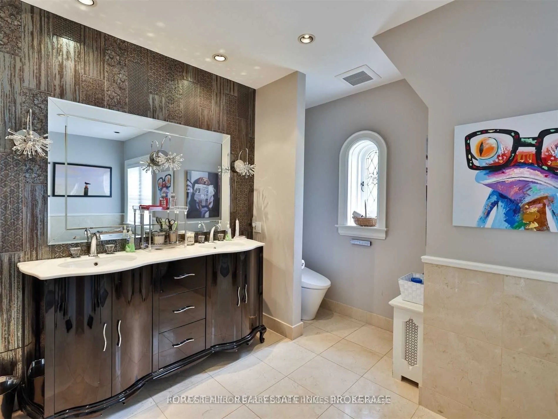 216 Dunvegan Road