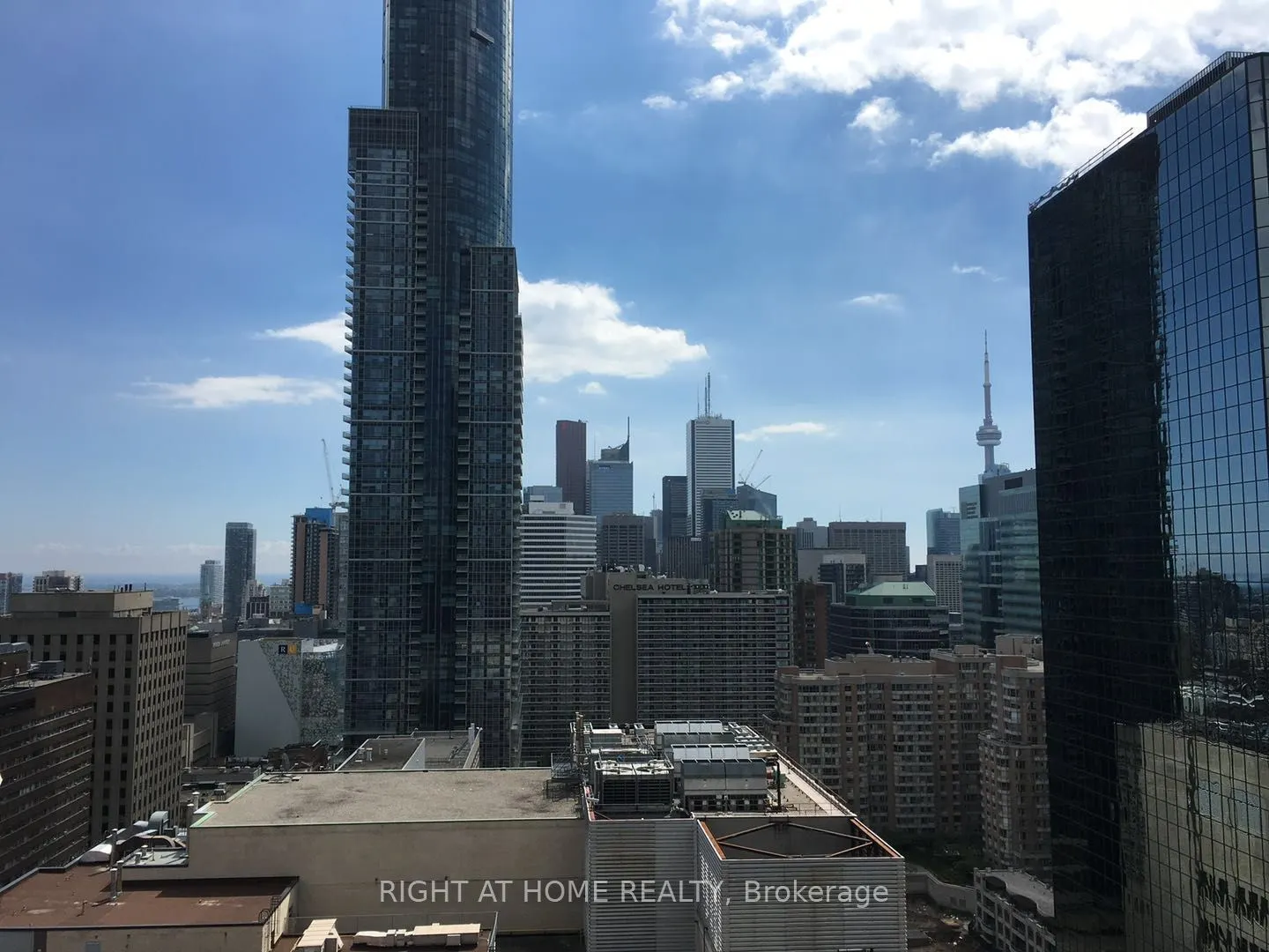 15 Grenville Street, #2310