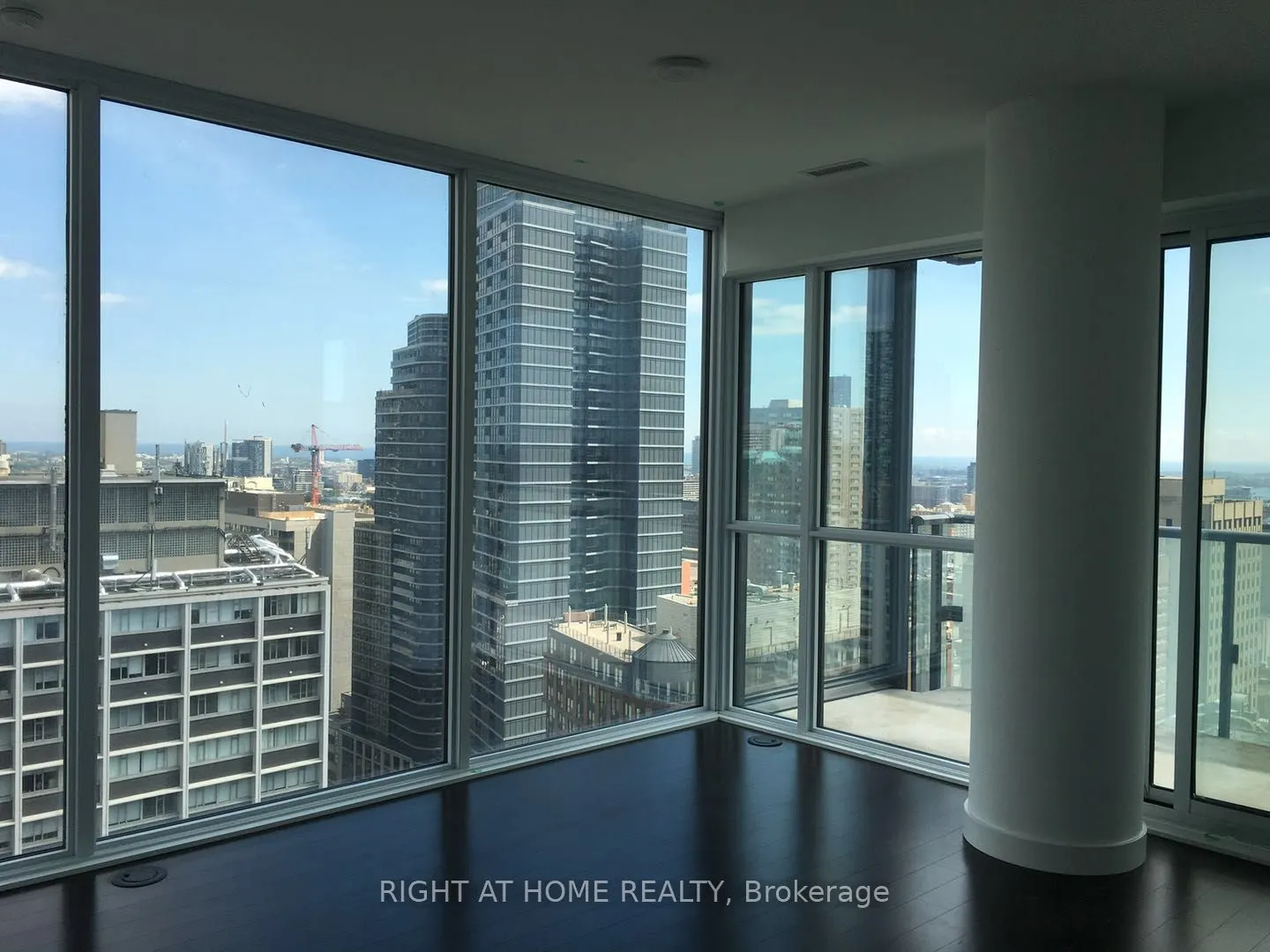 15 Grenville Street, #2310