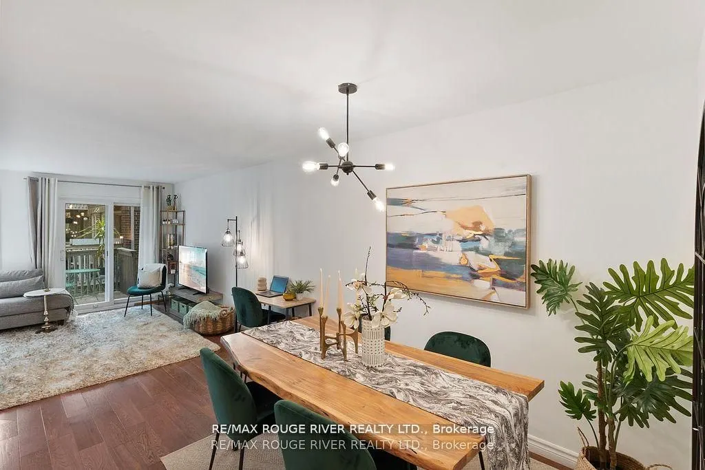 32 Massey Street W, #D
