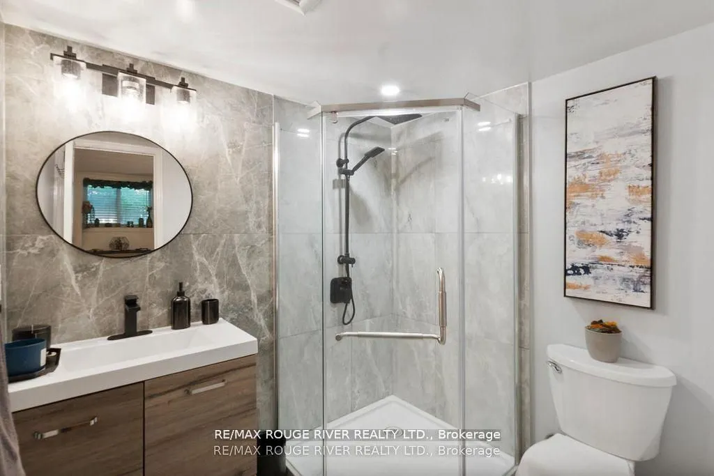 32 Massey Street W, #D
