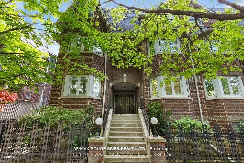 32 Massey Street W, #D